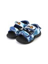 A BATHING APE（ア ベイシング エイプ）ABC CAMO BABY MILO SANDALSネオプレン素材を使用したベルクロ留めサンダル。アッパー・ストラップ・ヒールにABC CAMO柄で総柄プリントを施したデザイン。上段ストラップにBABY MILOブランドタグを叩きつけ。型番：2J30391001-BLU-015 HQ4197【採寸】サイズヒール高15cm2.0cm16cm2.0cm17cm2.3cm18cm2.3cm19cm2.3cm20cm2.3cm21cm2.5cm商品のサイズについて【商品詳細】中国素材：甲の使用材:ナイロン合成ゴム（クロロプレン）ミッドソール:EVAアウトソール:ゴム底サイズ：15cm、16cm、17cm、18cm、19cm、20cm、21cm※画面上と実物では多少色具合が異なって見える場合もございます。ご了承ください。商品のカラーについて 【予約商品について】 ※「先行予約販売中」「予約販売中」をご注文の際は予約商品についてをご確認ください。 ■重要なお知らせ※ 2点以上ご購入の場合、全ての商品が揃い次第一括でのお届けとなります。お届け予定日の異なる商品をお買い上げの場合はご注意下さい。お急ぎの商品がございましたら分けてご購入いただきますようお願い致します。発送について ※ 買い物カートに入れるだけでは在庫確保されませんのでお早めに購入手続きをしてください。当店では在庫を複数サイトで共有しているため、同時にご注文があった場合、売切れとなってしまう事がございます。お手数ですが、ご注文後に当店からお送りする「ご注文内容の確認メール」をご確認ください。ご注文の確定について ※ Rakuten Fashionの商品ページに記載しているメーカー希望小売価格は、楽天市場「商品価格ナビ」に登録されている価格に準じています。 商品の価格についてA BATHING APEA BATHING APEのサンダルシューズ・靴ご注文・お届けについて発送ガイドラッピンググッズ3,980円以上送料無料ご利用ガイド