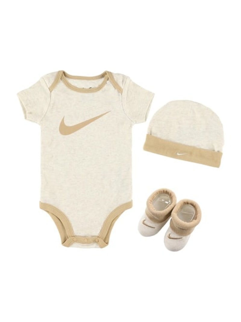 【SALE／10%OFF】NIKE ベビー(6-12M) セット商品 NIKE(ナイキ) SWOOSH HAT/BODYSUIT/BOOTIE 3 ルーキーユーエスエー マタニティウェア..