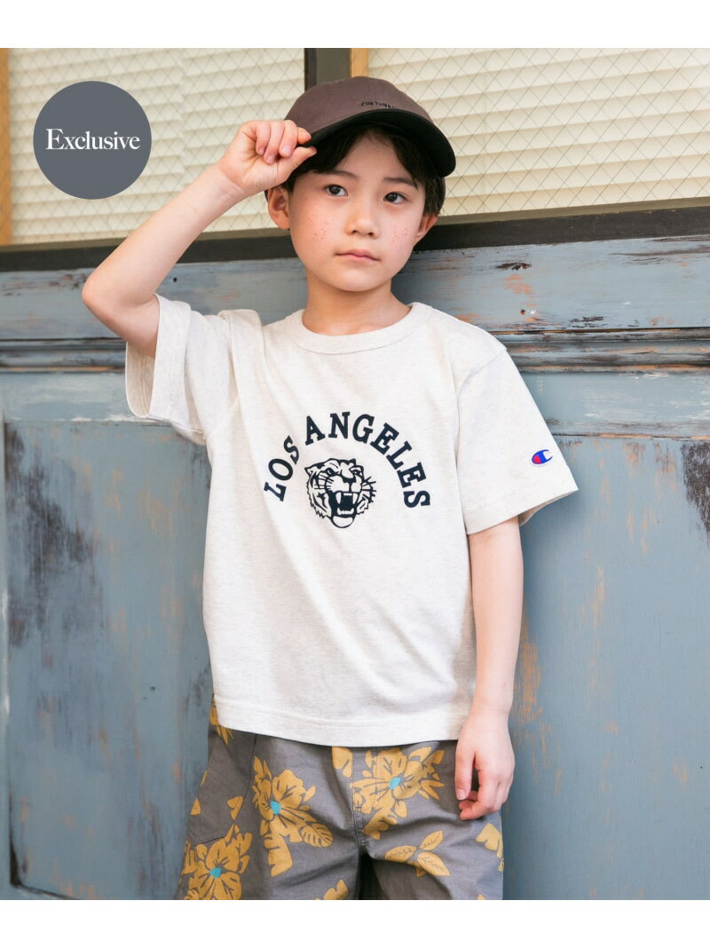 URBAN RESEARCH DOORS（アーバンリサーチドアーズ）『別注』Champion*DOORS タイガーTシャツ(KIDS)【毎年大好評のChampion×DOORSシリーズが今期も登場!】オリジナルのプリントを施したDOORSでしか手に入らない別注アイテム。コットン100%の天竺素材を使用した、軽い着心地が特長のショートスリーブTシャツです。ロゴとキャラクターを組み合わせたデザインは、カラーをシンプルにして着回しやすく仕上げました。Championならではのしっかりとした丈夫な素材はデイリーに活躍してくれるアイテム。【ポイント】・ジュニアサイズの展開あり・1枚でもサマになるデザイン《ジュニアサイズ》DK45-CKSZ308-1　『別注』Champion×DOORS　タイガーTシャツ(KIDS)【2024Spring/Summer】【24SS】※この商品はフロッキープリント加工をしております。経年使用でプリントが多少薄くなります。※強い摩擦でプリント表面が毛羽倒れ・脱落する事があります。[サイズ]105=100ー110cm120=115ー125cm135=130ー140cm※サイズは目安です。採寸表をご参照ください。※商品画像は、光の当たり具合やパソコンなどの閲覧環境により、実際の色味と異なって見える場合がございます。予めご了承ください。※商品の色味の目安は、商品単体の画像をご参照ください。▼お気に入り登録のおすすめ▼お気に入り登録商品は、マイページにて現在の価格情報や在庫状況の確認が可能です。お買い物リストの管理に是非ご利用下さい。素材感透け感:ややあり(オートミールのみ)伸縮性:ややあり裏地:なし光沢:なしポケット:なし店舗にてお問い合わせの際は、下記の品番をお申し付け下さい。品番：DK45-CKSZ308モデル身長：120cm115cm115cm119cm　着用サイズ：120120120120型番：486223-io-2R KP0786【採寸】サイズ肩幅着丈身幅袖丈10531.5cm39.5cm36.5cm14cm12034.5cm43.5cm39.5cm15.5cm13537.5cm47.5cm43.5cm17.5cm商品のサイズについて【商品詳細】中国素材：本体 : 綿100%リブ部分 : 綿95% ポリウレタン5%サイズ：105、120、135※画面上と実物では多少色具合が異なって見える場合もございます。ご了承ください。商品のカラーについて 【予約商品について】 ※「先行予約販売中」「予約販売中」をご注文の際は予約商品についてをご確認ください。 ■重要なお知らせ※ 2点以上ご購入の場合、全ての商品が揃い次第一括でのお届けとなります。お届け予定日の異なる商品をお買い上げの場合はご注意下さい。お急ぎの商品がございましたら分けてご購入いただきますようお願い致します。発送について ※ 買い物カートに入れるだけでは在庫確保されませんのでお早めに購入手続きをしてください。当店では在庫を複数サイトで共有しているため、同時にご注文があった場合、売切れとなってしまう事がございます。お手数ですが、ご注文後に当店からお送りする「ご注文内容の確認メール」をご確認ください。ご注文の確定について ※ Rakuten Fashionの商品ページに記載しているメーカー希望小売価格は、楽天市場「商品価格ナビ」に登録されている価格に準じています。 商品の価格についてURBAN RESEARCH DOORSURBAN RESEARCH DOORSのその他のトップストップスご注文・お届けについて発送ガイドラッピンググッズ3,980円以上送料無料ご利用ガイド