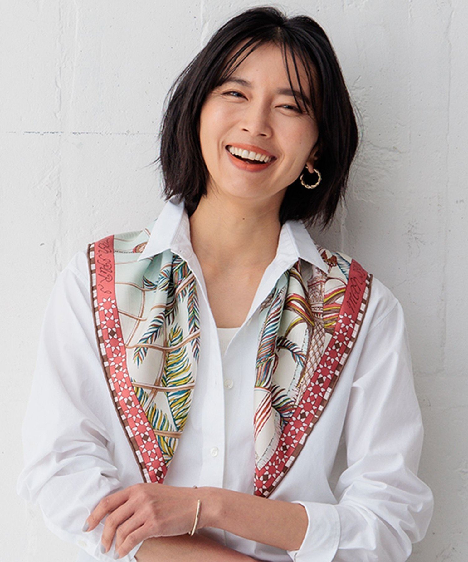 23区 manipuri リヤドシルク スカーフ ニジュウサンク ファッション雑貨 スカーフ・バンダナ レッド【送料無料】のサムネイル