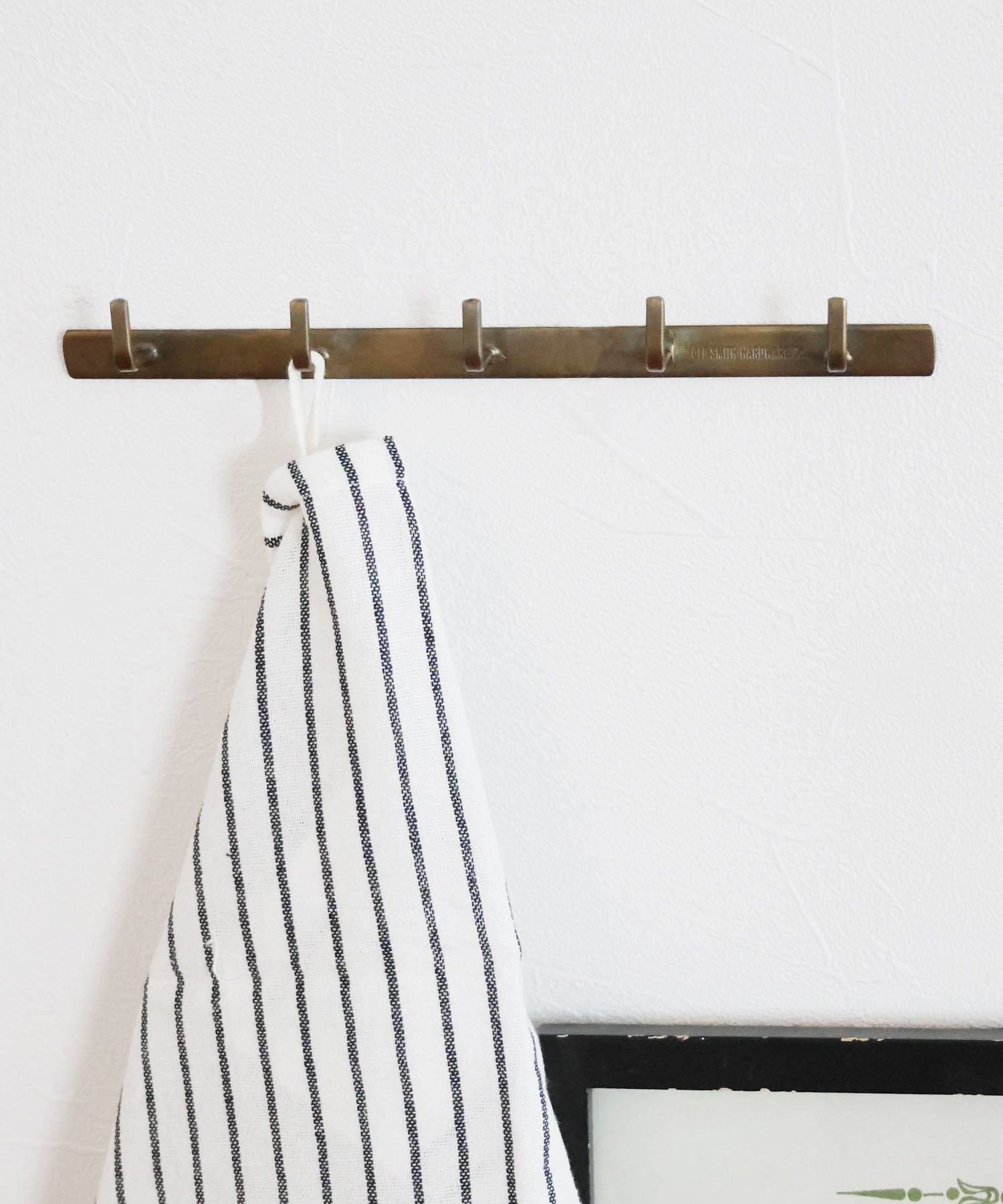 niko and ... 【OLD SMITH(オールドスミス)】アイアン5連フック ニコアンド インテリア・生活雑貨 その..