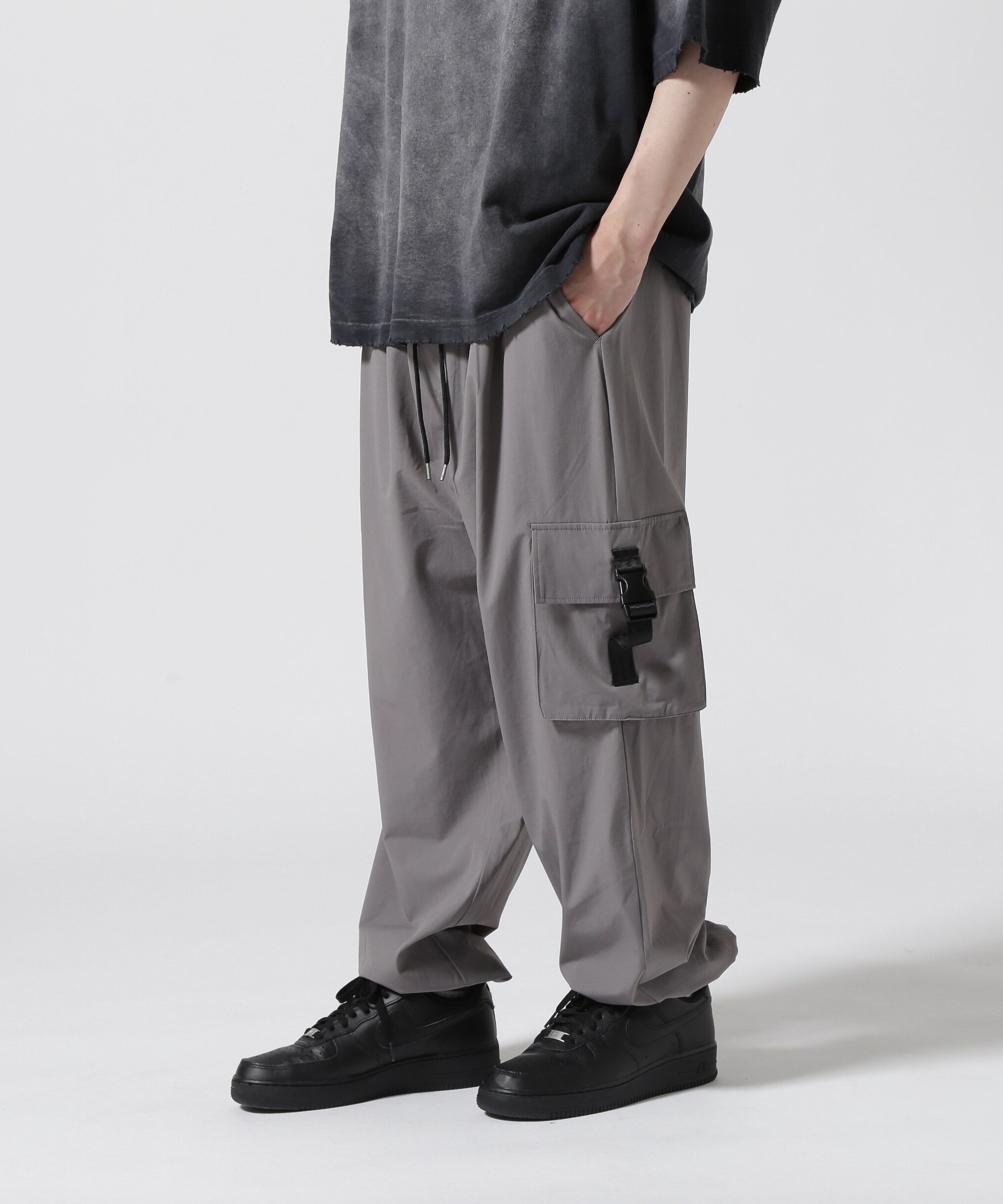 LHP DankeSchon/ダンケシェーン/STRETCH POCKET CARGO PANTS エルエイチピー パンツ その他のパンツ グレー ブラック