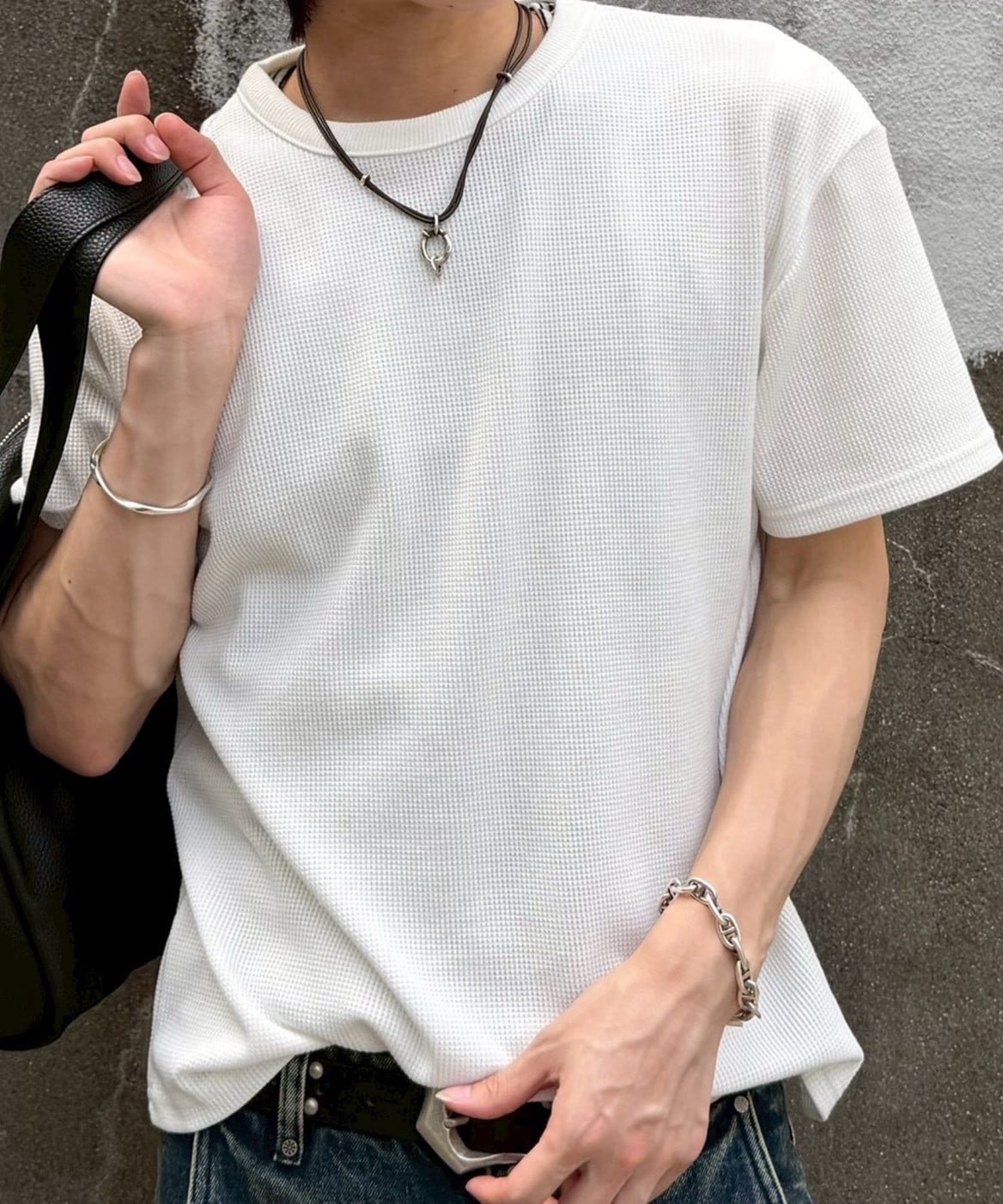 + 【Chikashitsu +】waffle cropped half sleeve tee / Tシャツ ワッフル ネバーマインドザエックスユー／チカシツプラス トップス カットソー・Tシャツ ホワイト ブラック グレー