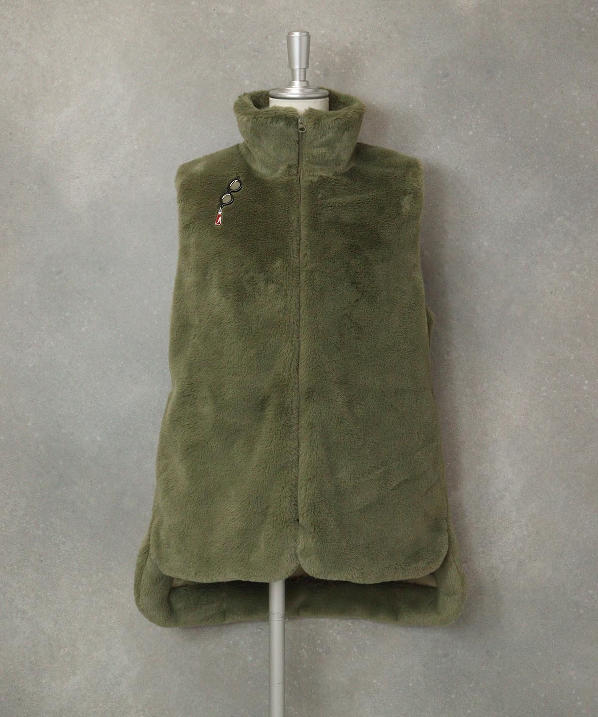 【SALE／40%OFF】STUDIO PICONE 【オンラインストア・店舗限定商品】フェイクファーベスト スタジオピッコーネ トップス ベスト・ジレ グレー カーキグリーン ピンク ブラウン【送料無料】
