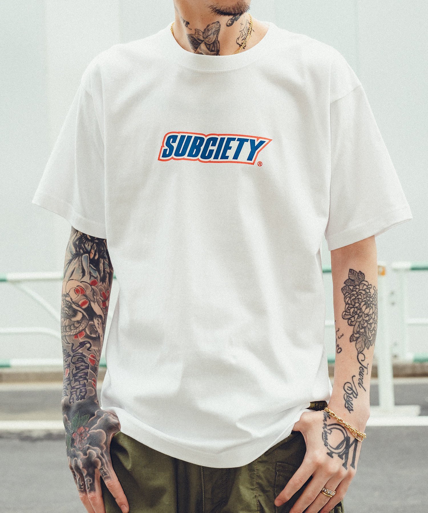 Subciety Nougat tee サブサエティ トップス カットソー・Tシャツ ブラウン ブラック ホワイト
