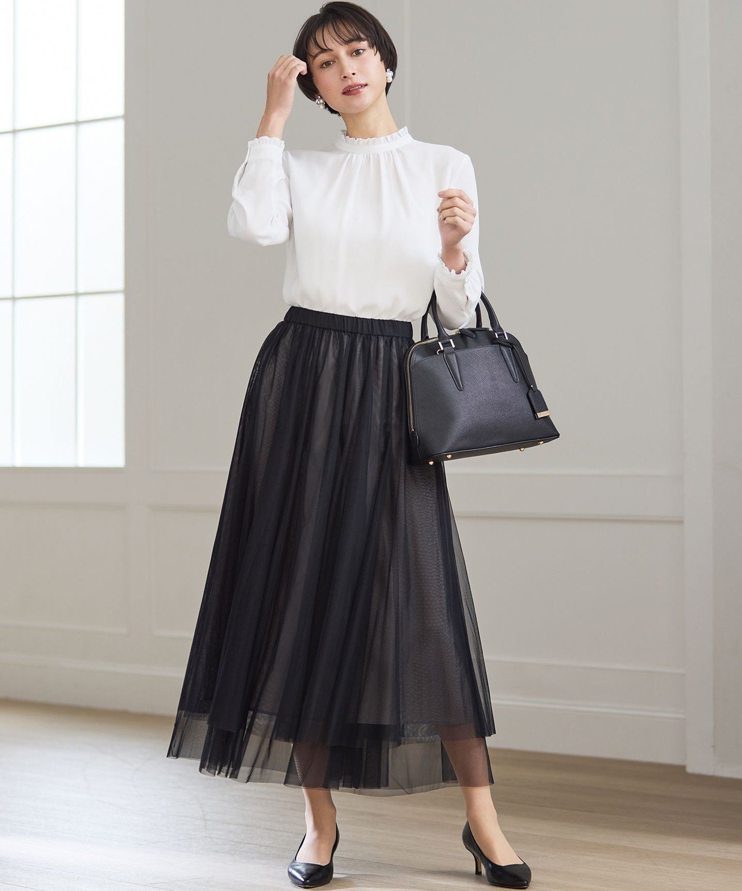 23区 L 【VERY掲載】バックサテンアムンゼン フリルデザインシャツ ニジュウサンク トップス シャツ・ブラウス ホワイト