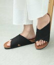 BEAMS HEART MEN BEAMS HEART / クロスベルト フットベッドサンダル ビームス ハート シューズ・靴 サンダル ブラック ブラウン【送...