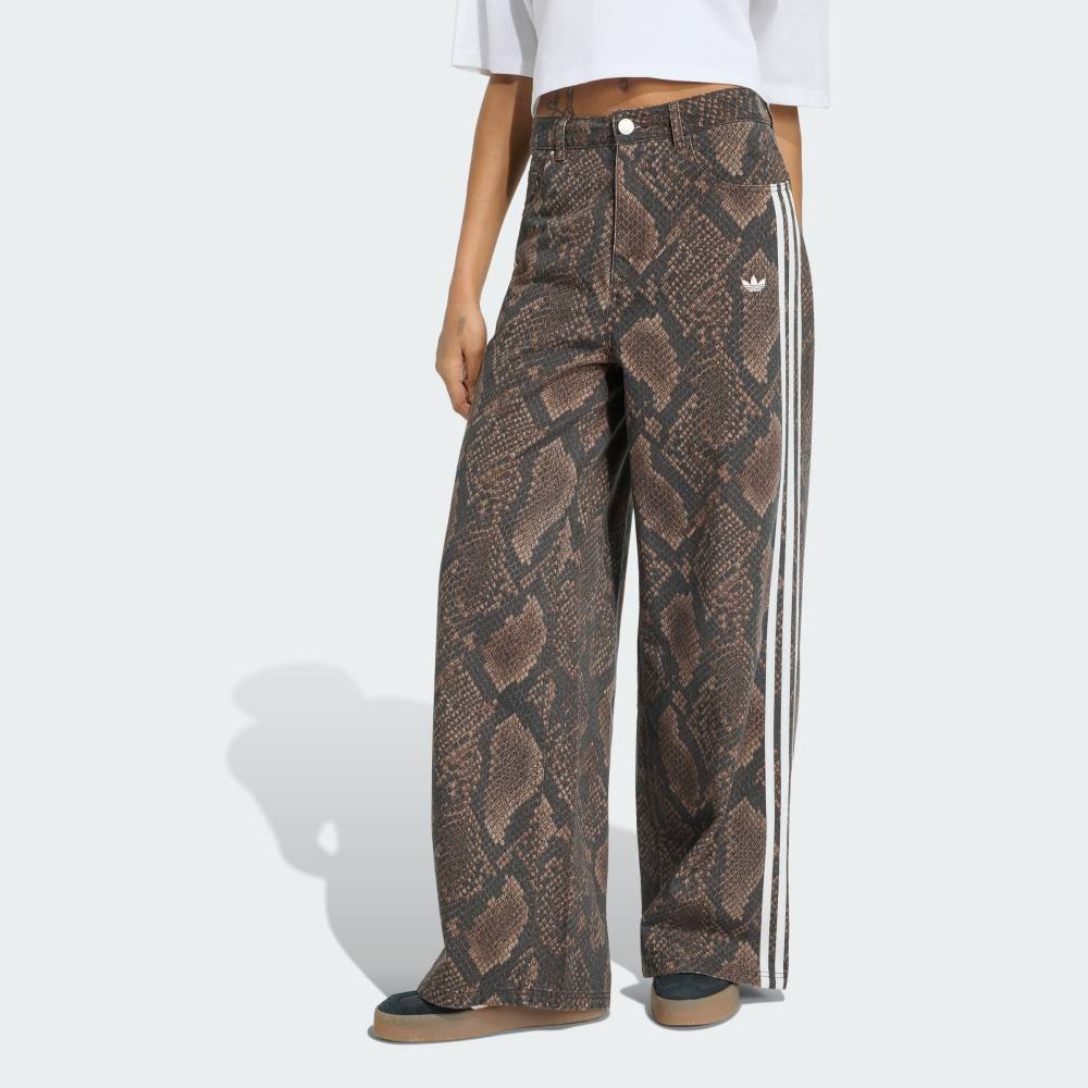 adidas 【公式】アディダス adidas 返品可 スネークプリント デニム ルーズ パンツ アディダス パンツ その他のパンツ ブラウン【送料無料】