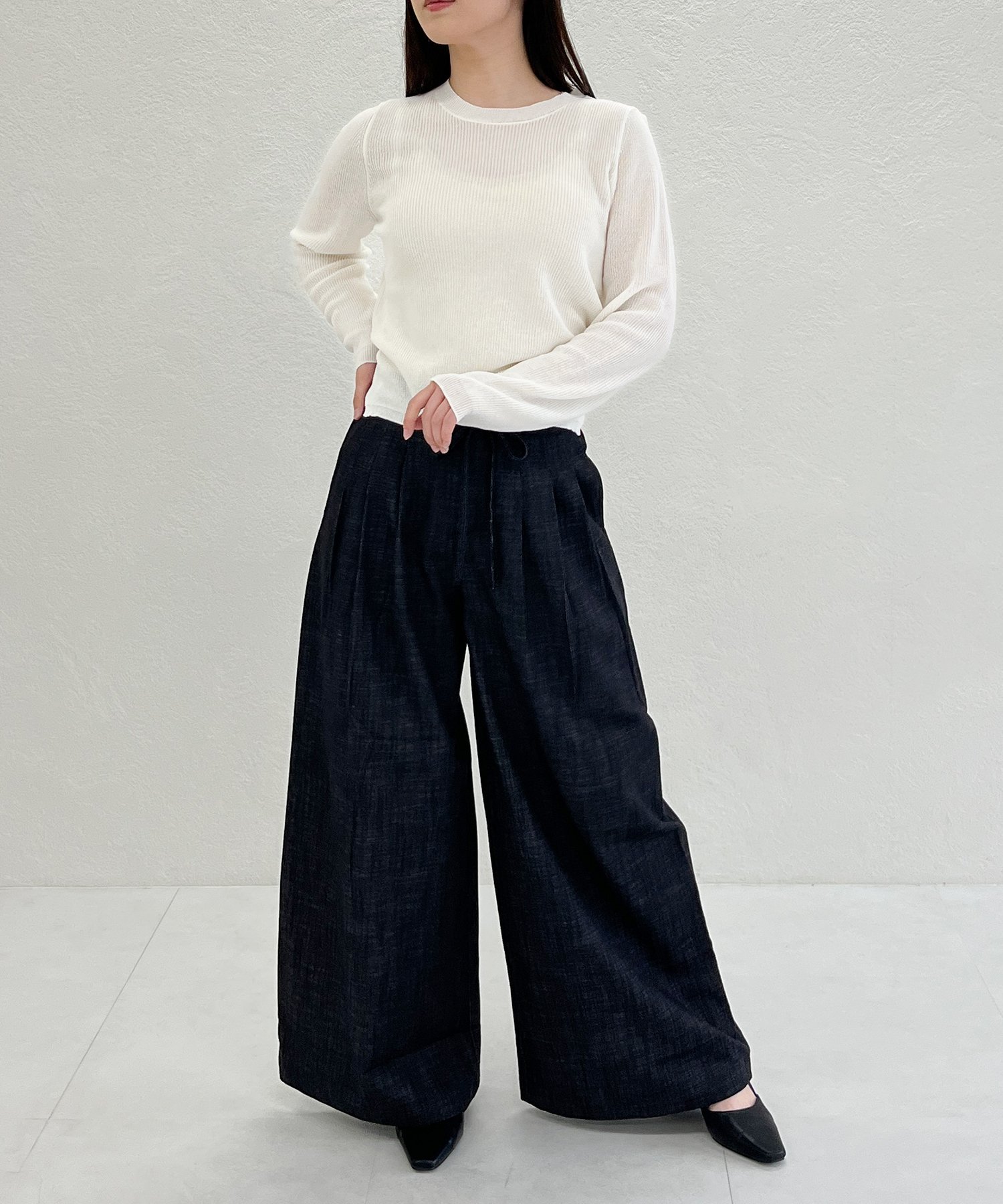 31 Sons de mode きれいめワイドストレートパンツ トランテアン ソン ドゥ モード パンツ その他のパンツ ホワイト ブラック
