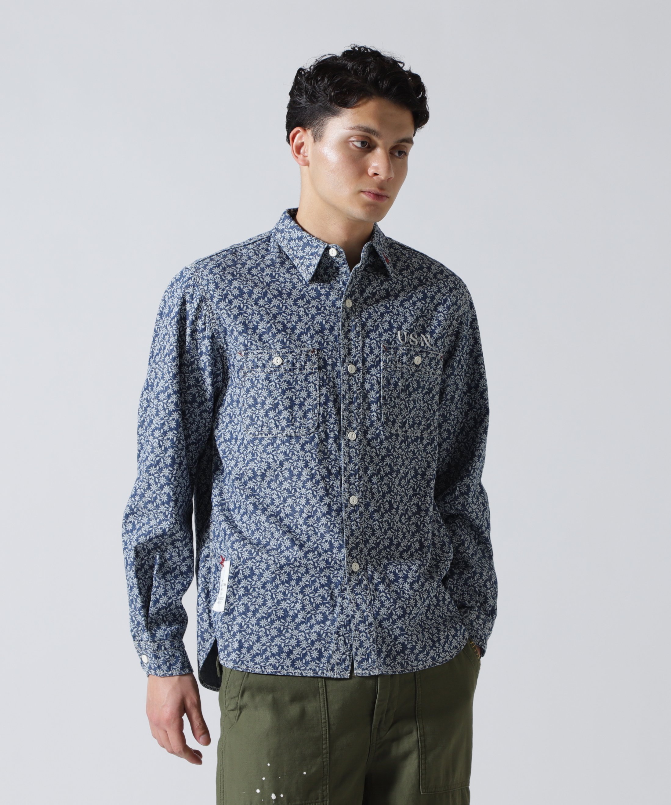FLORAL PATTERN DENIM WORK L/S SHIRT アヴィレックス トップス シャツ・ブラウス