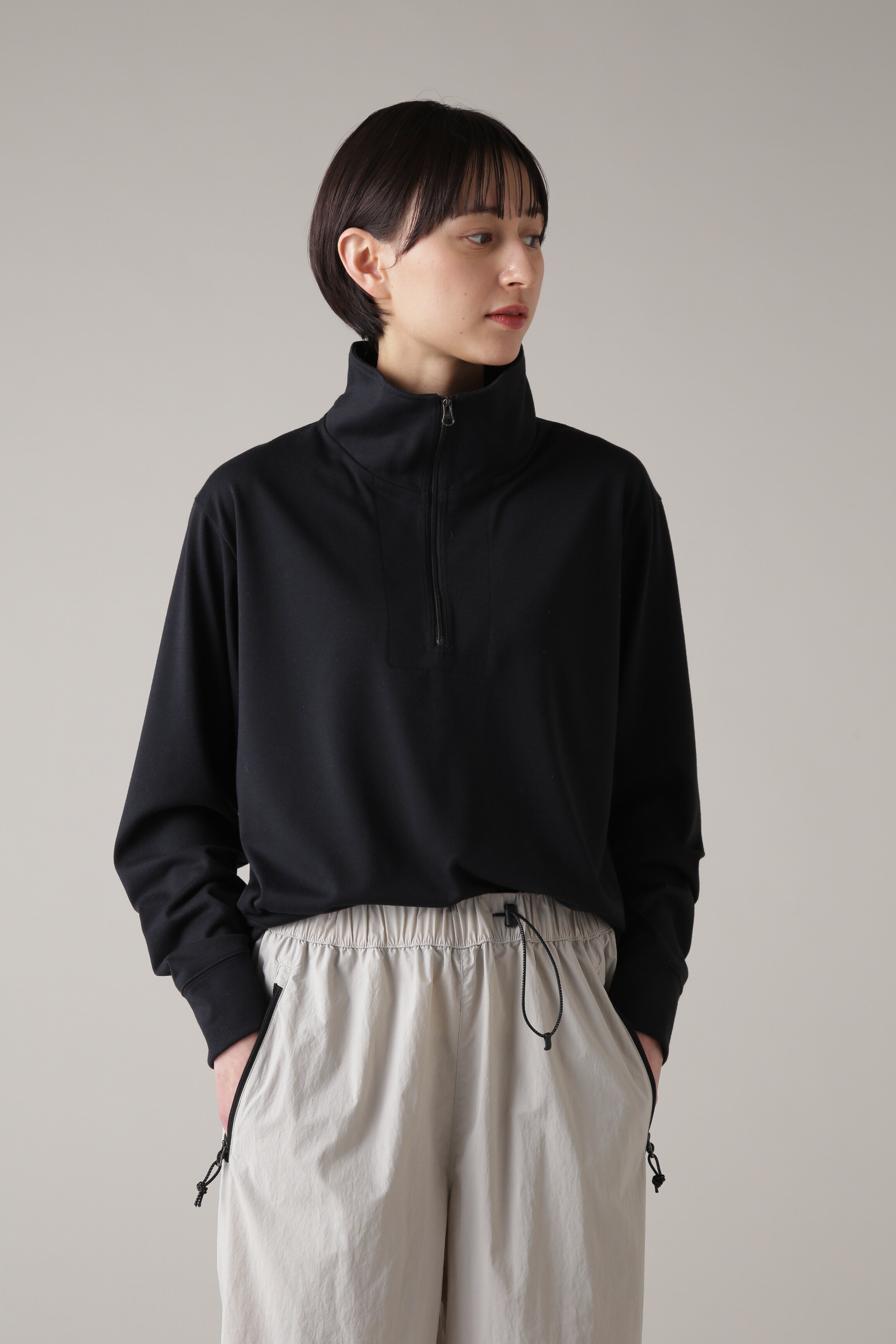 MARGARET HOWELL RECYCLE POLYESTER JERSEY マーガレット・ハウエル トップス カットソー・Tシャツ ブラック イエロー【送料無料】のサムネイル