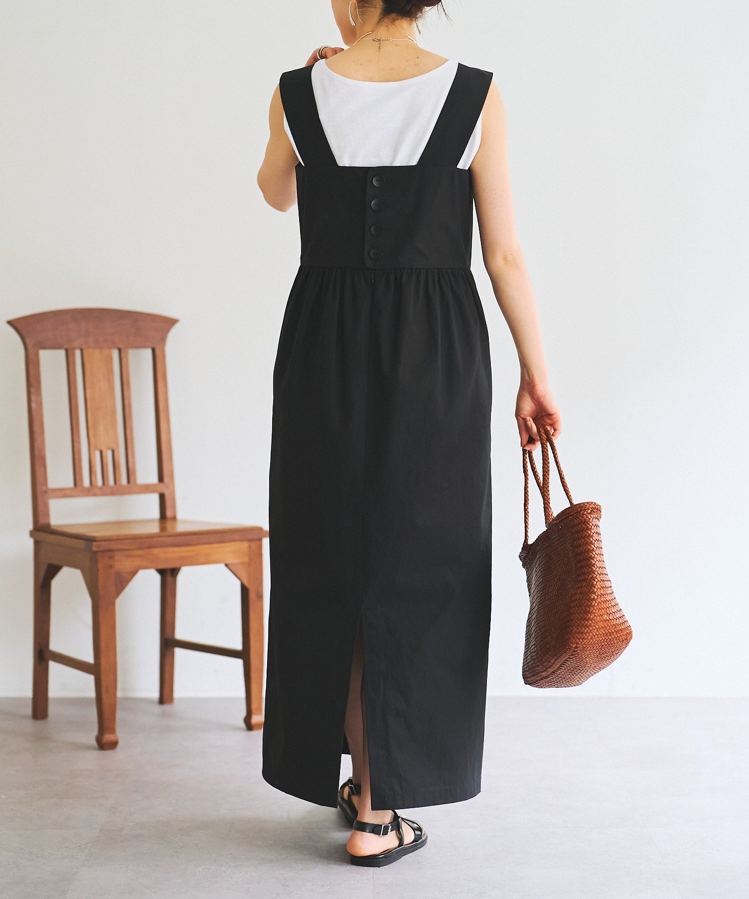 【SALE／5%OFF】BEARDSLEY 後ろ釦ワンピース ビアズリー ワンピース・ドレス その他のワンピース・ドレス ブラック【送料無料】