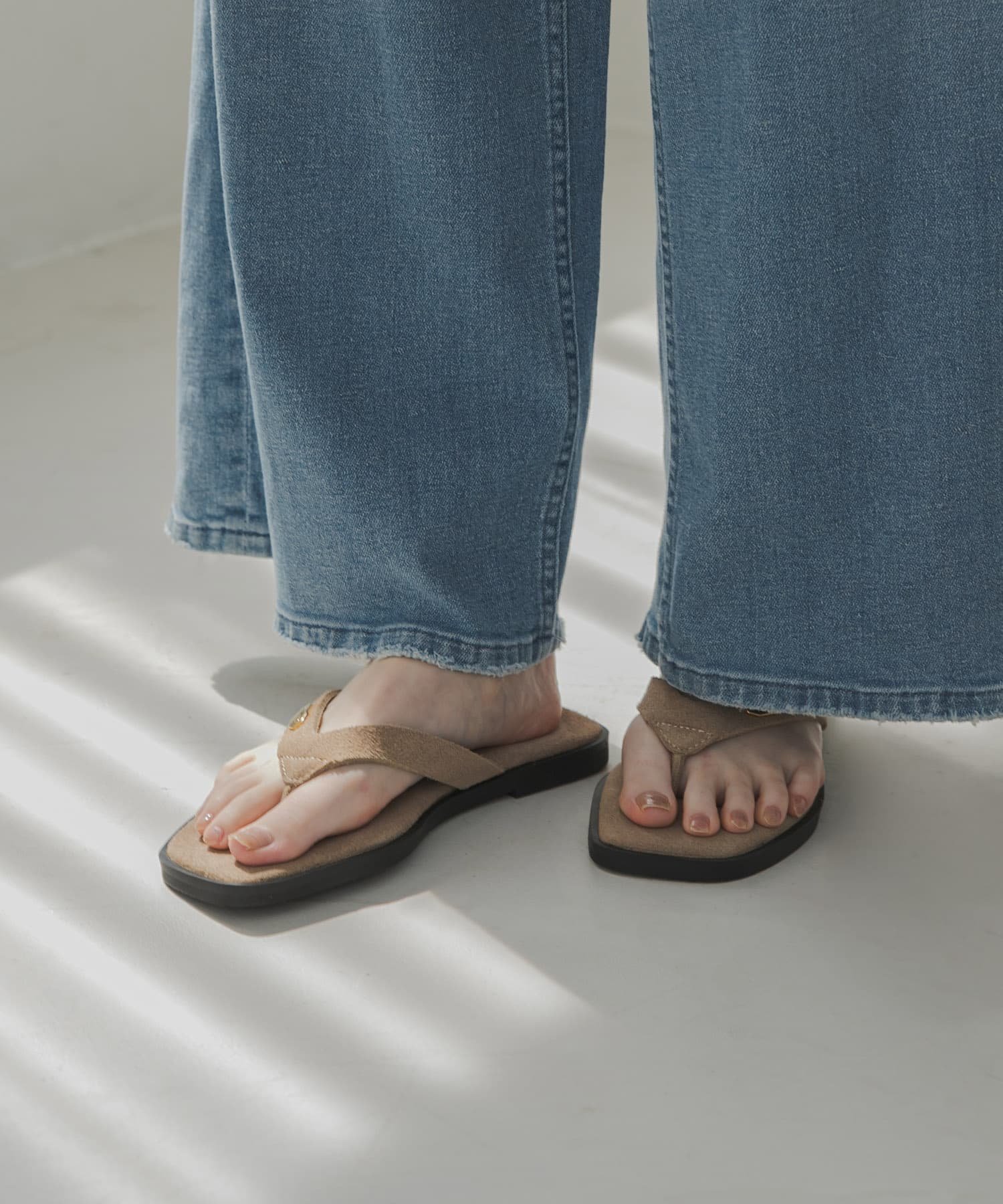 URBAN RESEARCH カミナンド THONG SANDALS アーバンリサーチ シューズ・靴 サンダル ブラウン ブラック【送料無料】