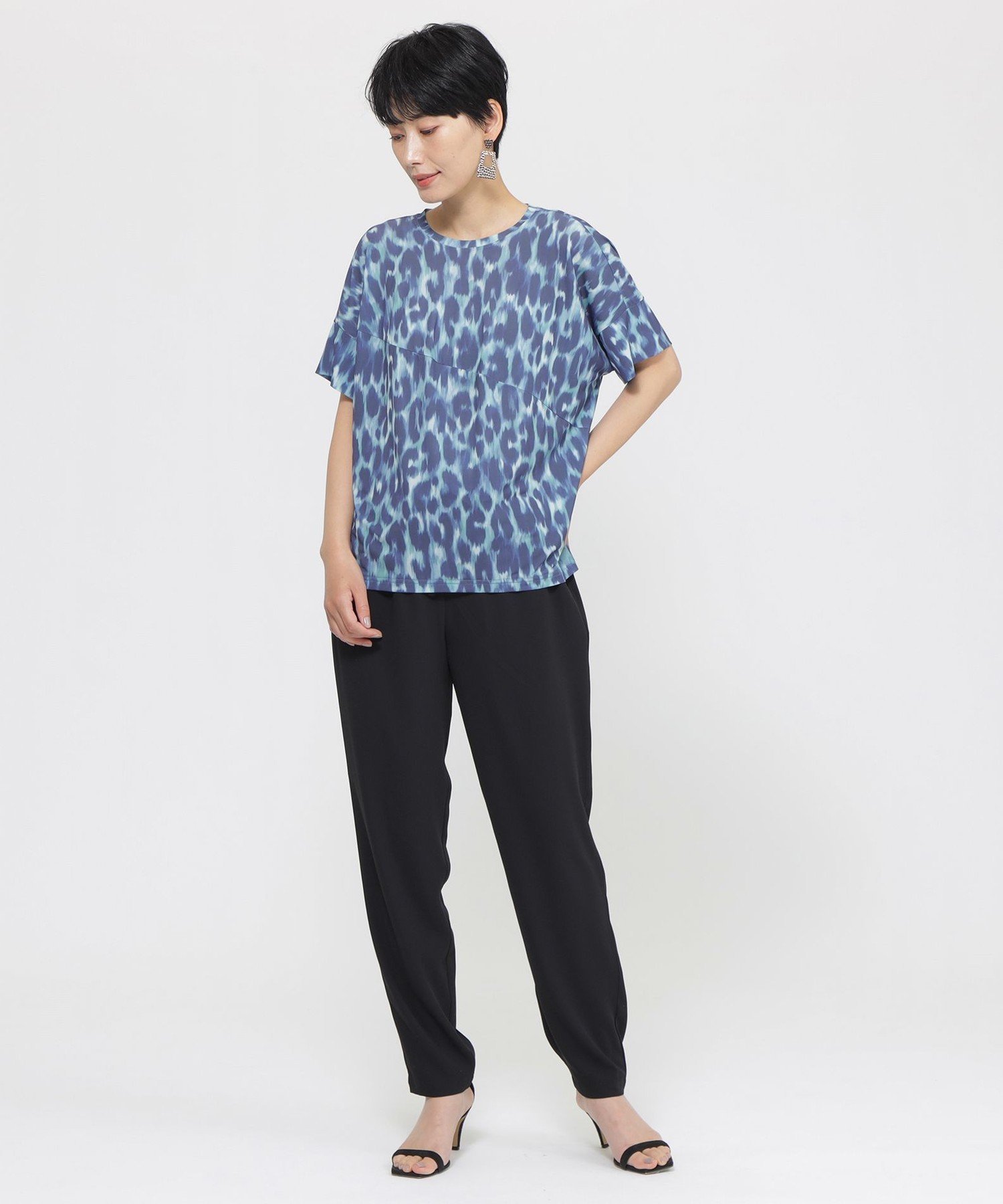 【L】【接触冷感】【ウォシャブル】クールレオパードカットソー サンヨー エルサイズ トップス カットソー・Tシャツ ネイビー ベージュ