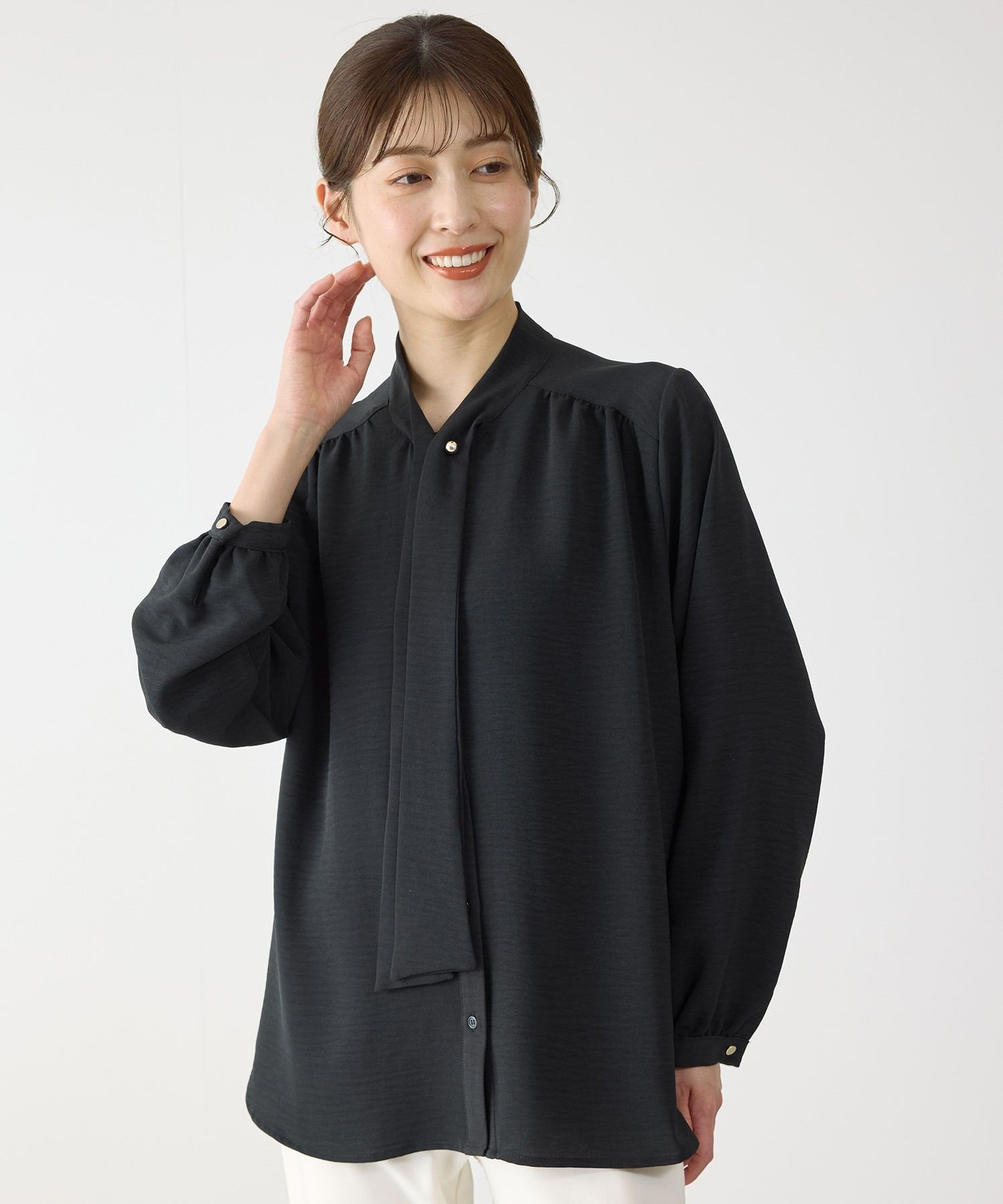 JAYRO ボウタイブラウス ジャイロ トップス シャツ・ブラウス ホワイト ブラック ベージュ