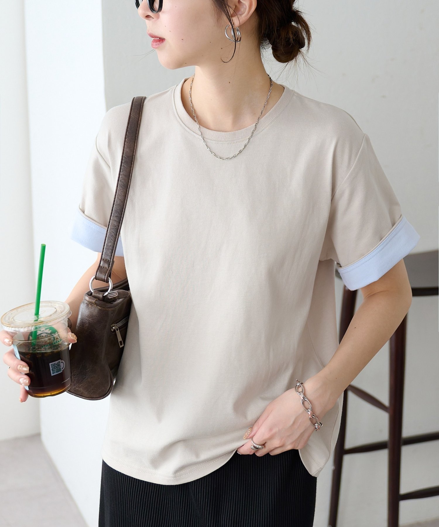 【WEB限定 】袖バイカラークルーネックTシャツ ディスコート トップス カットソー・Tシャツ ホワイト グレー