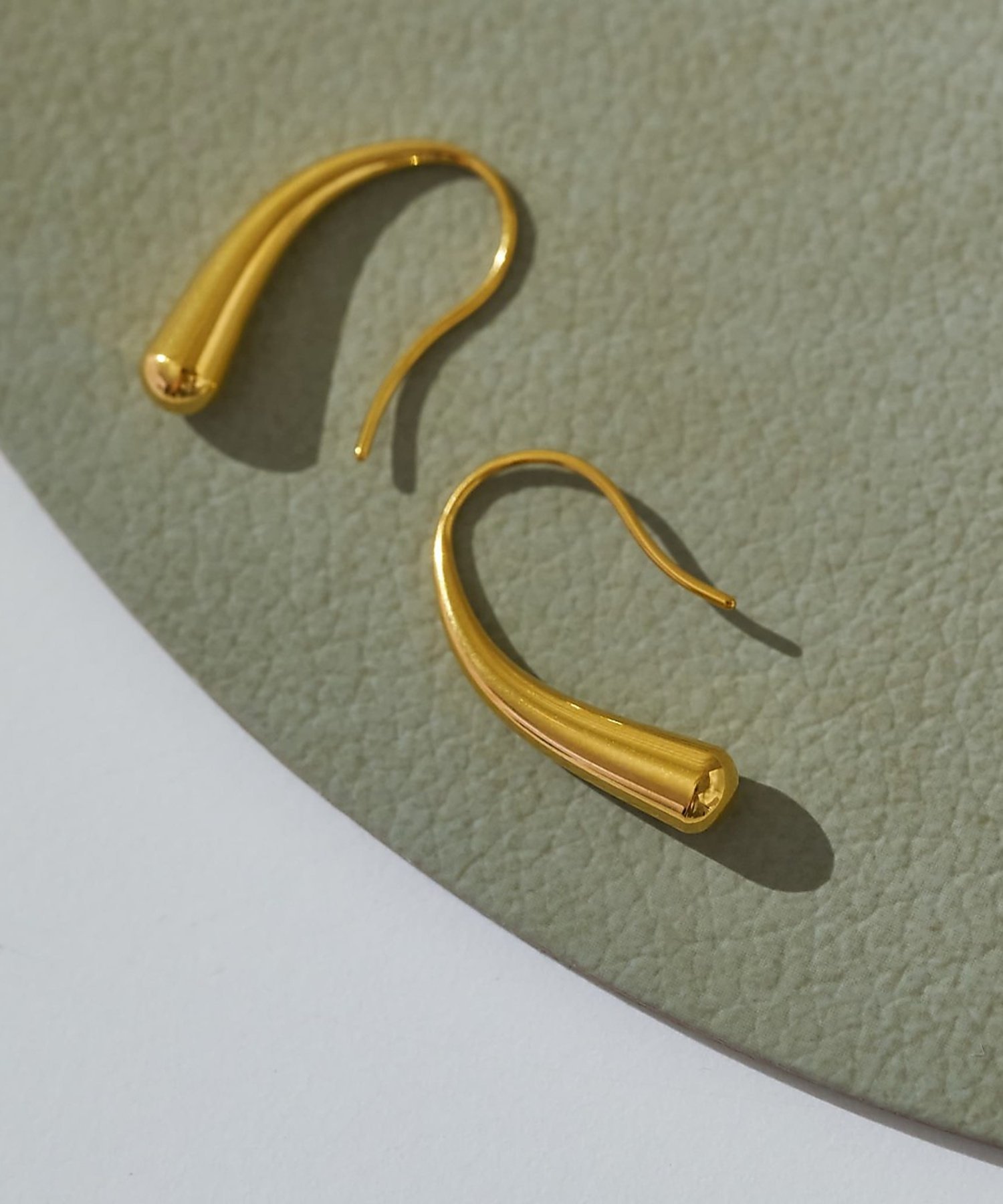 collex 【dignif】【金属アレルギー対応】ピアス Curved Drop コレックス アクセサリー・腕時計 ピアス シルバー ゴールド【送料無料】