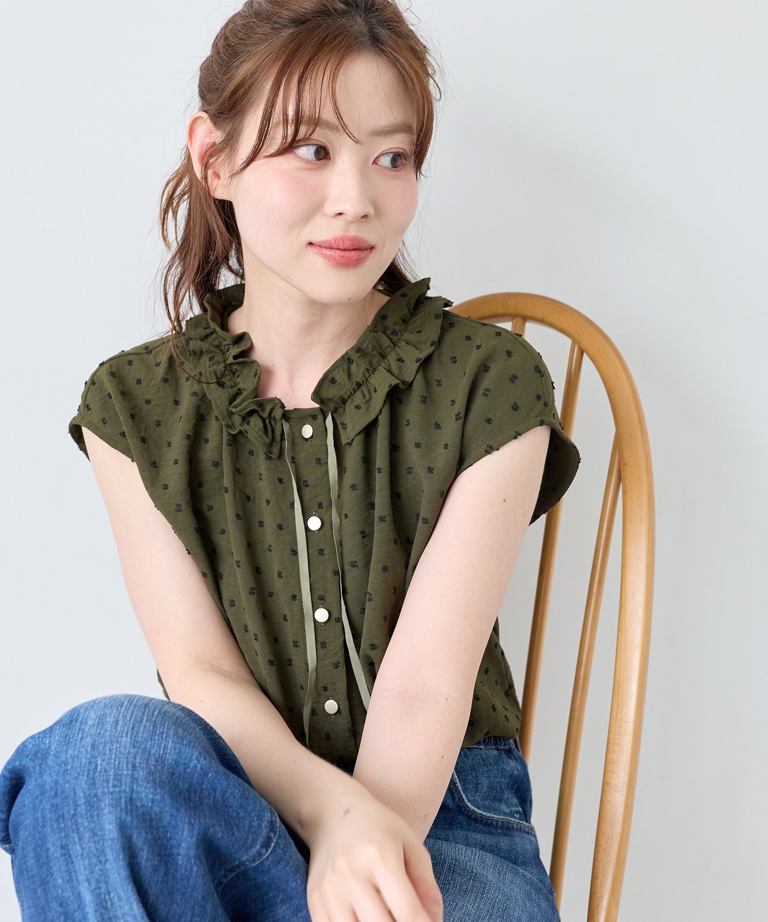 le.coeur blanc カットドビーフリルネックブラウス ルクールブラン トップス シャツ・ブラウス カーキグリーン ホワイト オレンジ