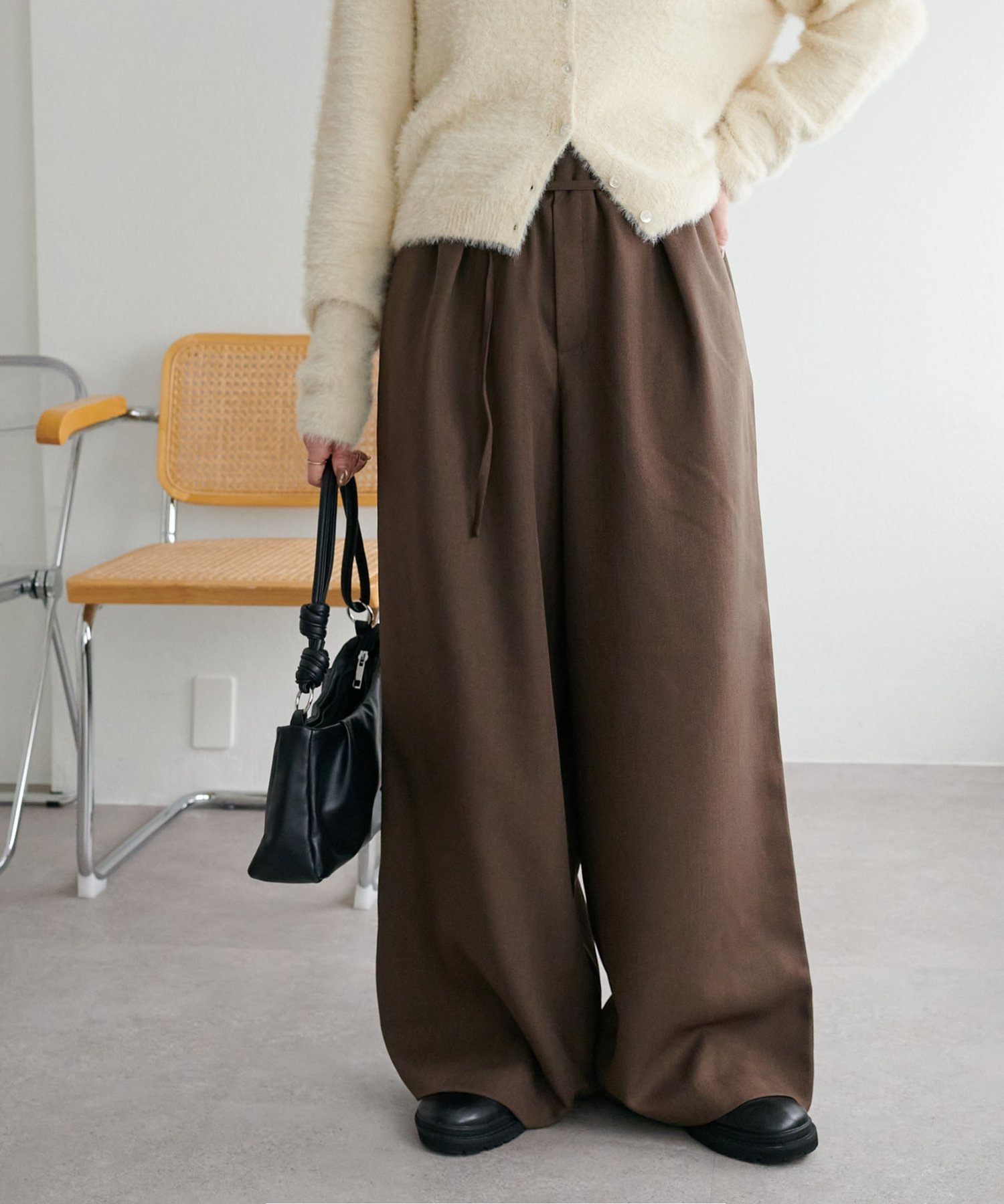 Discoat 【総ゴム/あったか素材/ユニセックス】ウールライクベルト付きワイドパンツ ディスコート パンツ その他のパンツ ブラウン グレー【送料無料】