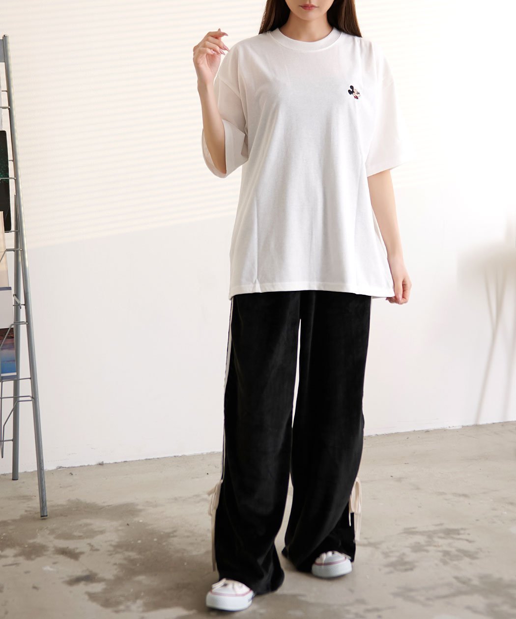 SB select DISNEY バックサガラ半袖TEE シルバーバレット トップス カットソー・Tシャツ ホワイト ブルー