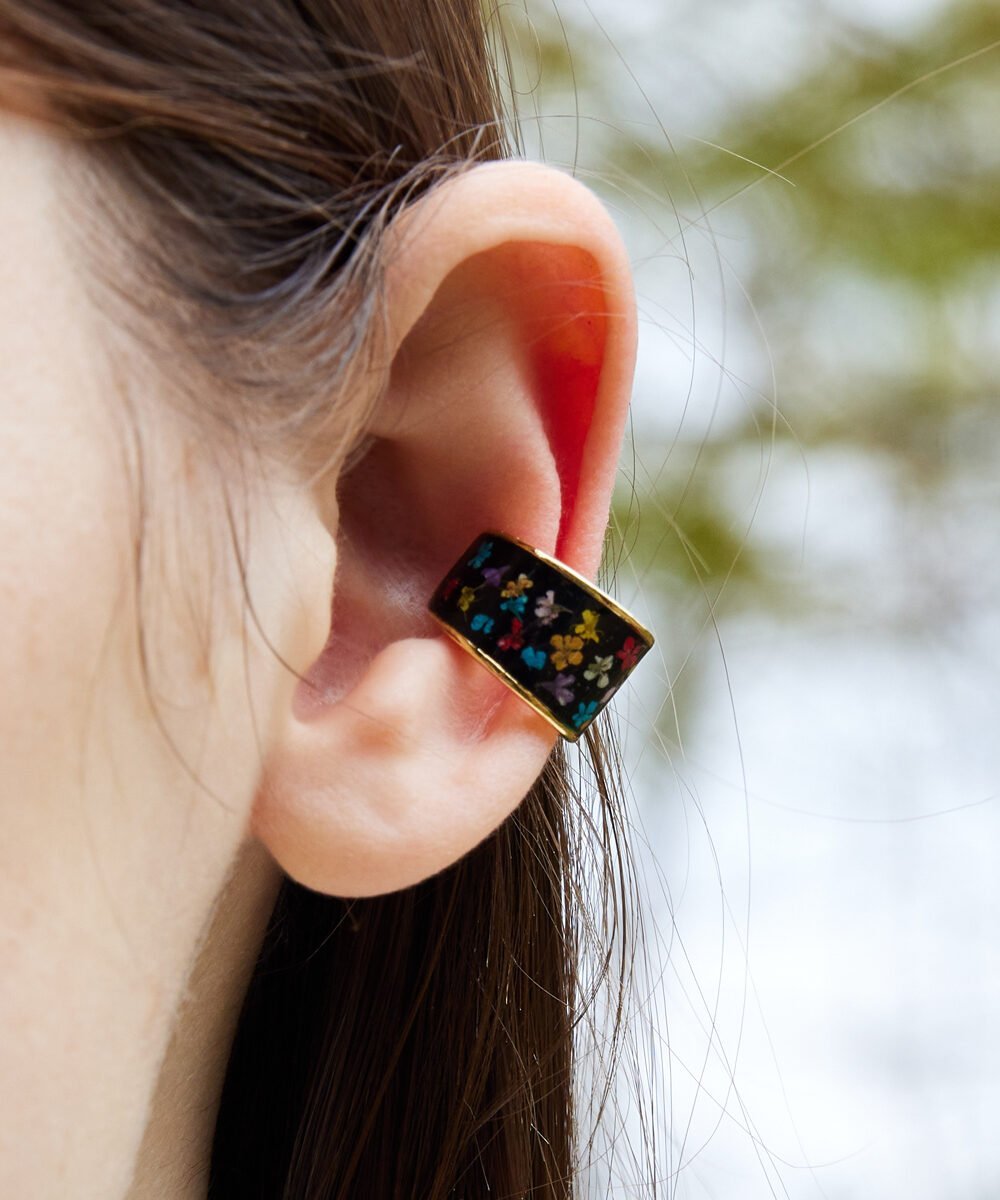 楽天Rakuten Fashionrehacer rehacer/（M）Flower Plate Ear Cuff レアセル アクセサリー・腕時計 イヤリング・イヤーカフ パープル ピンク ブラック【送料無料】