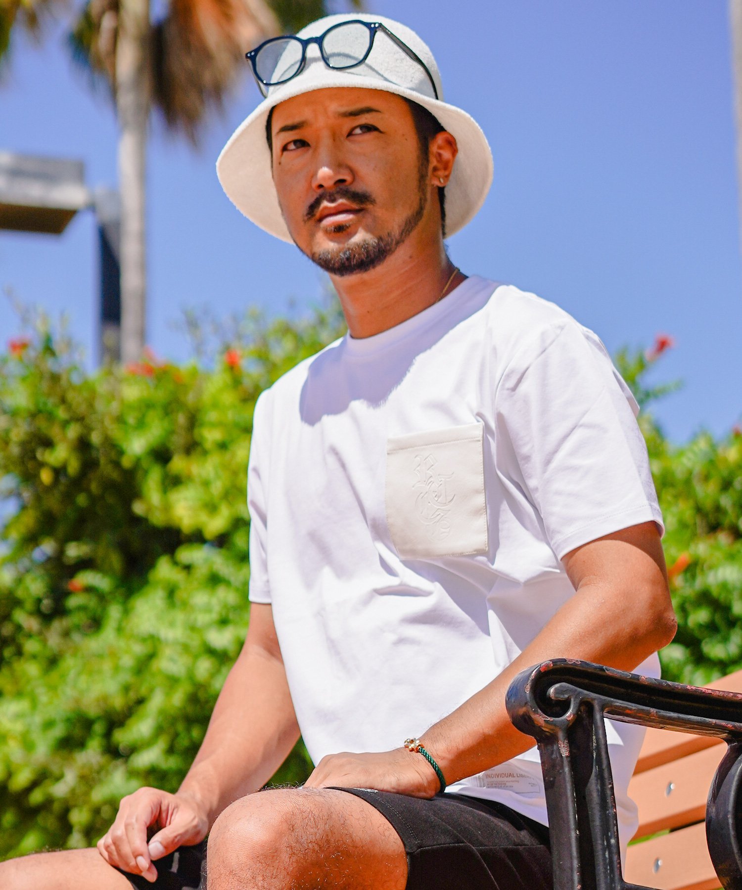 Retro Engine RTEG Leather Poke TEE アダムスジャグラー トップス カットソー・Tシャツ ブラック ホワ..