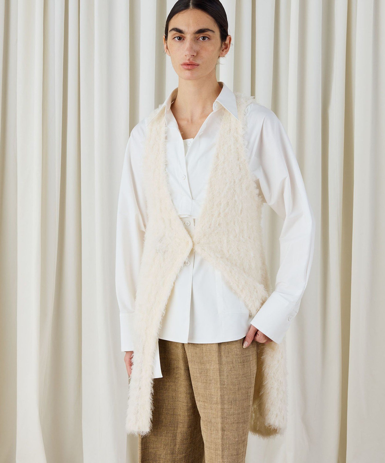 【SALE／50%OFF】DES PRES フラッフィーコットンニットジレ トゥモローランド トップス ニット ベージュ【送料無料】