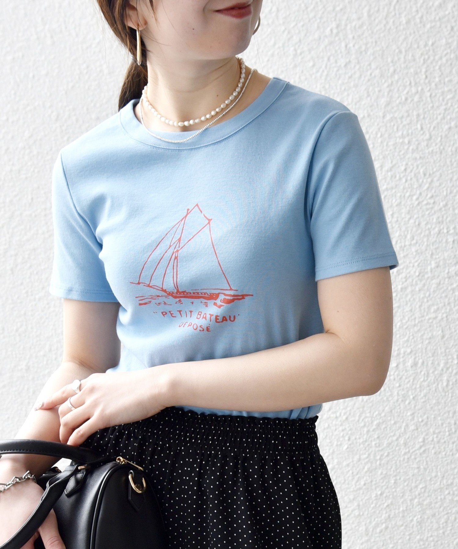 【SHIPS any別注】PETIT BATEAU: ロゴ プリント コンパクト TEE 26SS シップス トップス カットソー・Tシャツ ホワイト ネイビー
