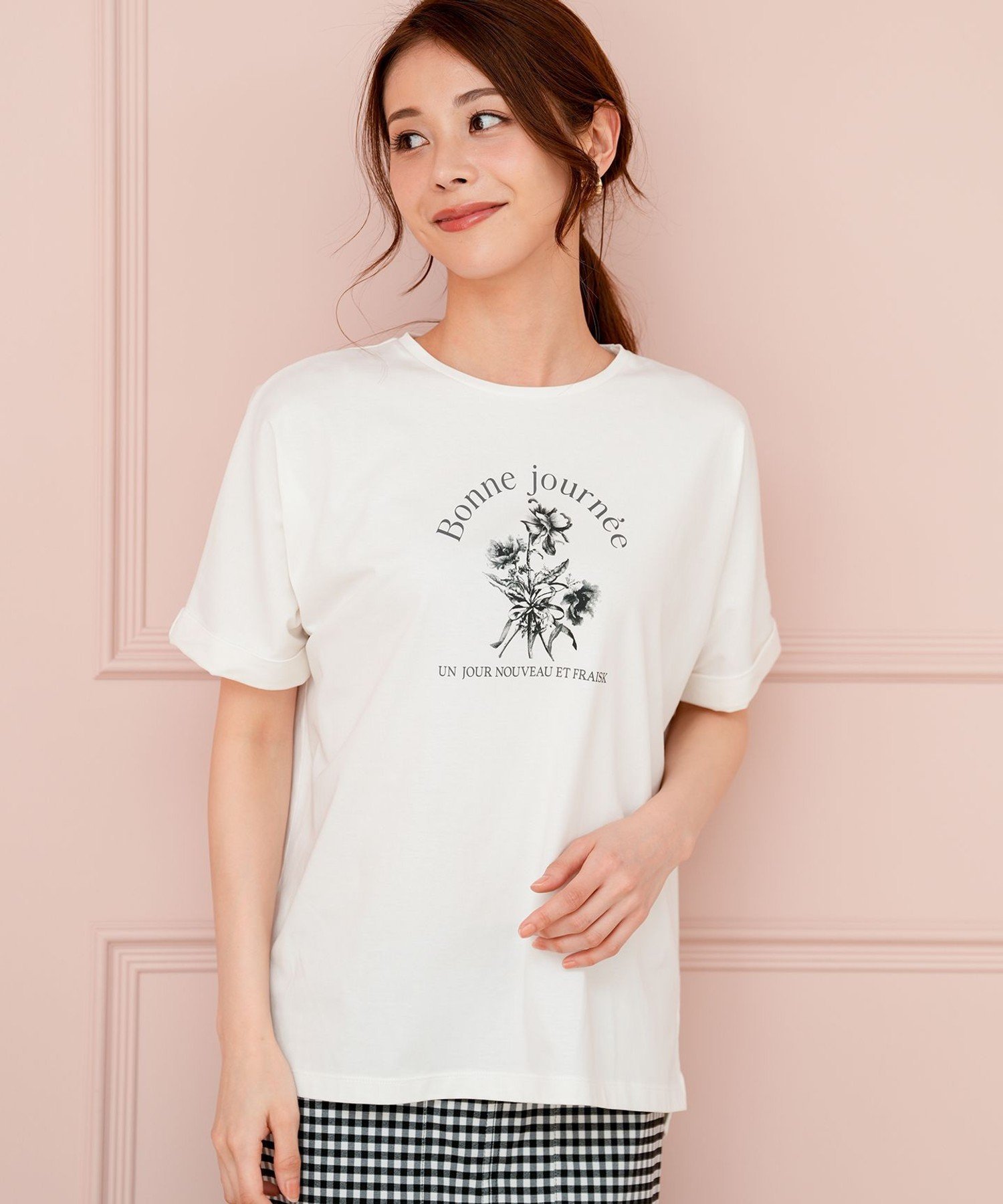 L フラワープリント ロゴTシャツ エニィスィス トップス カットソー・Tシャツ グレー ネイビー ホワイト