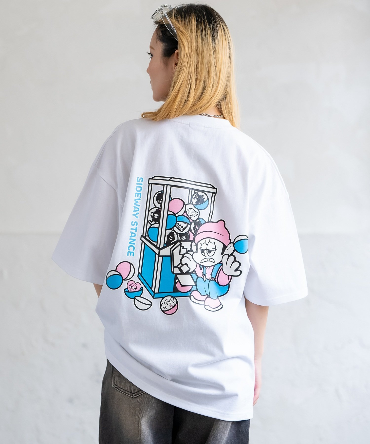 【SALE／50%OFF】SIDEWAY STANCE SIDEWAY STANCE サイドウェイスタンス ガチャプリント 半袖Tシャツ インプローブス トップス カットソー・Tシャツ ホワイト ブラック