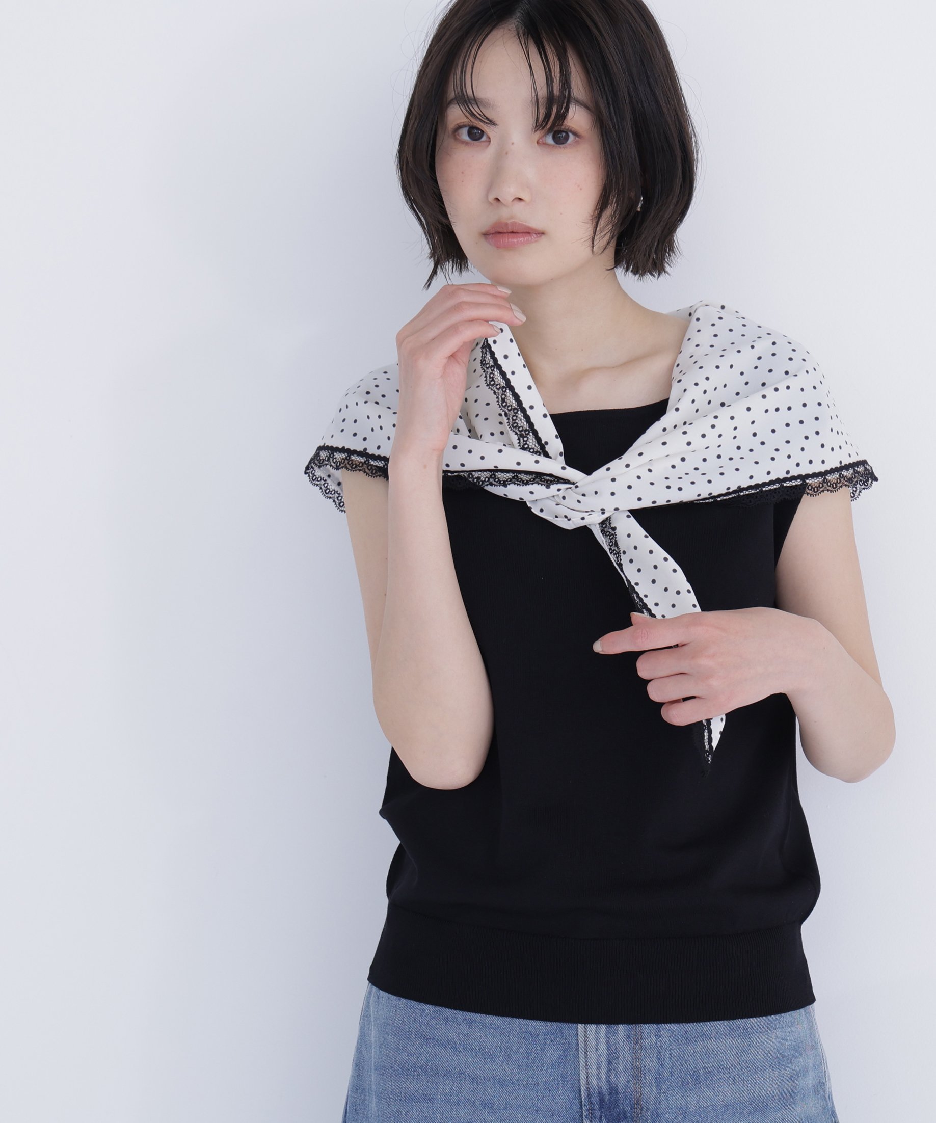 NATURAL BEAUTY BASIC ドットスカーフ付ニット ナチュラルビューティベーシック トップス ニット ホワイト ブラック イエロー
