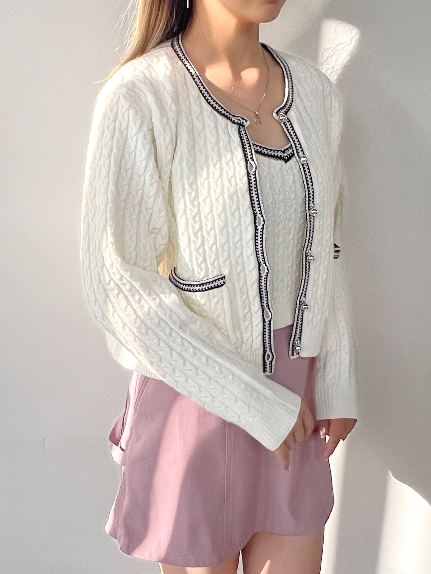 【SALE／71%OFF】NICOLE CLUB 【SET】ケーブルカーディガン*ビスチェキャミソール ニコル クラブ トップス ニット ブルー ホワイト ブラック