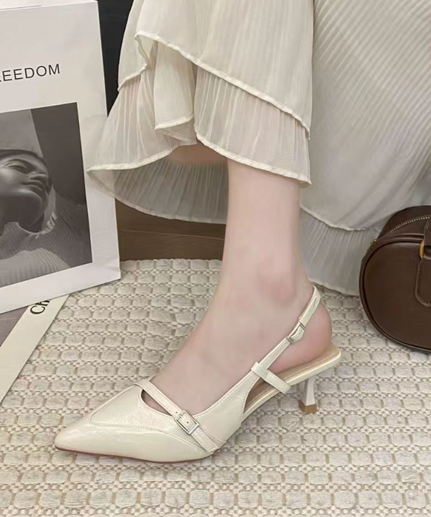 【SALE／10%OFF】aimoha - select - 【SHOES 365】ポインテッドストラップパンプス アイモハ シューズ・靴 パンプス ホワイト ブラック【送料無料】