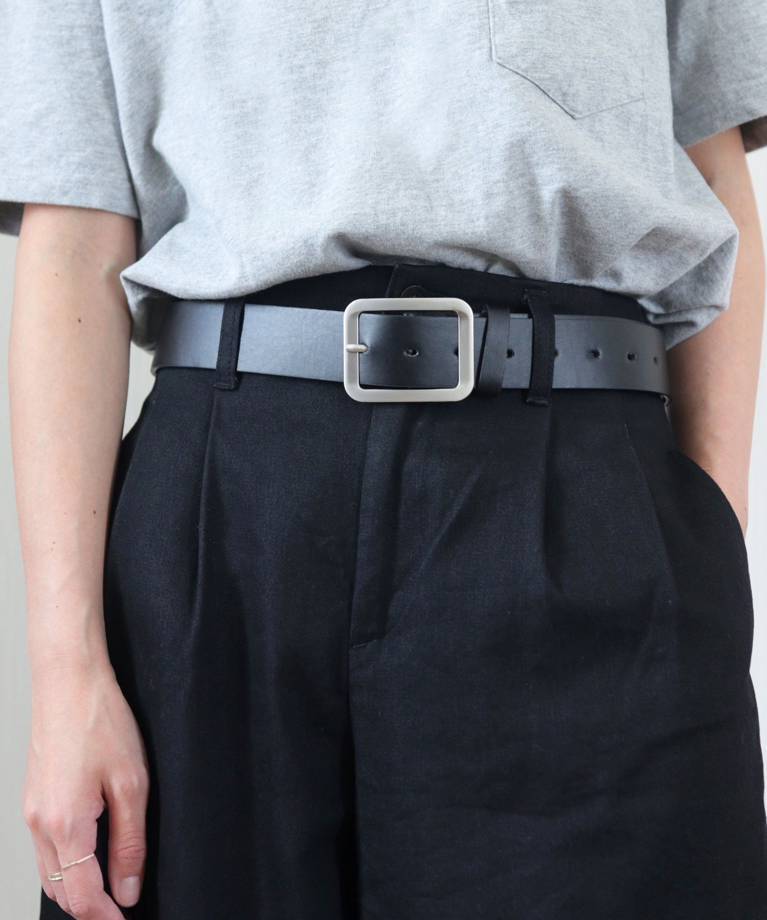 【SALE／50%OFF】florist 【メンズ・レディース兼用】シルバーフレームレザーライクワイドベルト フロ..