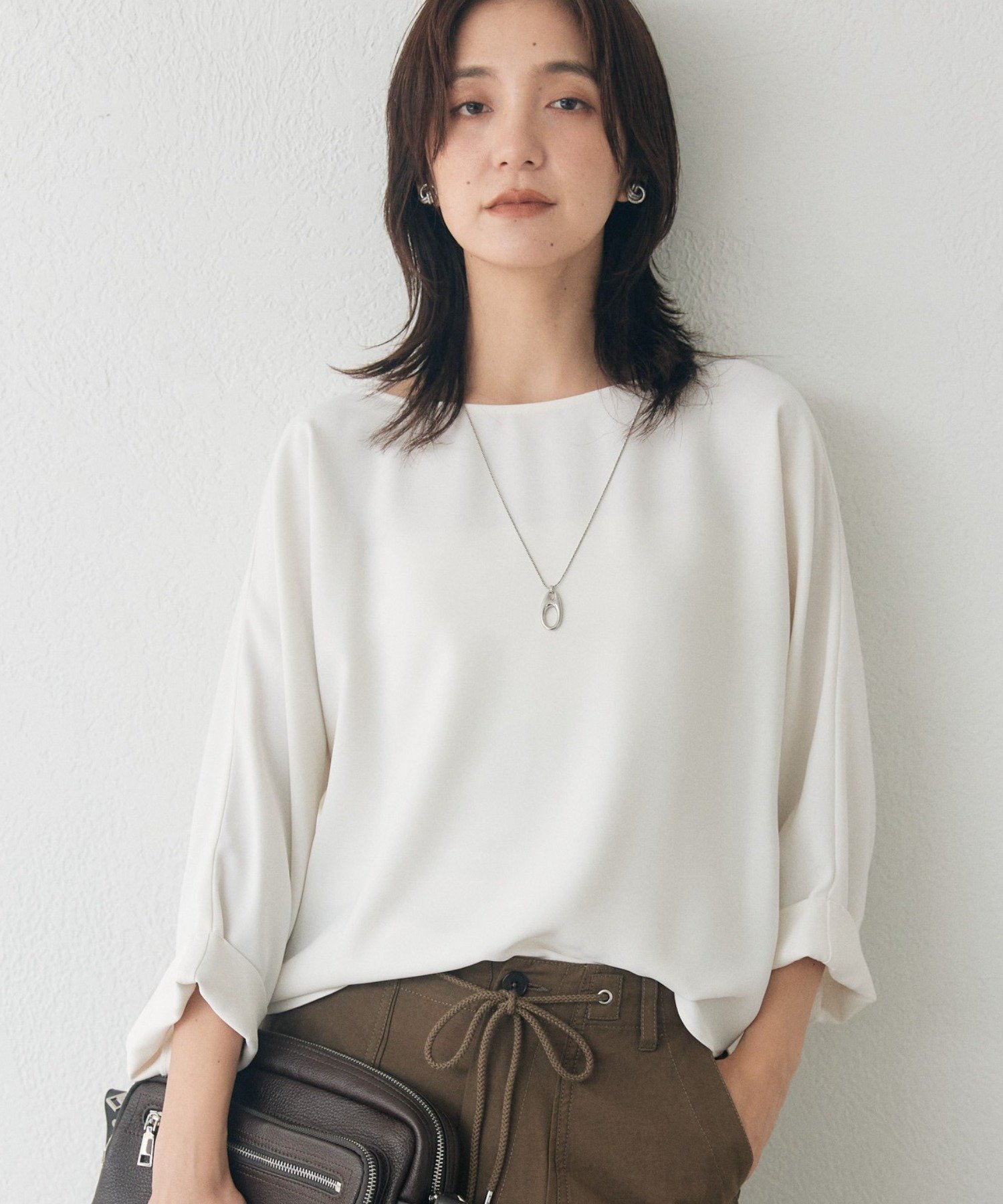 RIVE DROITE 【接触冷感/紫外線防止/防シワ性】ドルマンターンバックブラウス リヴドロワ トップス シャツ・ブラウス ホワイト ブラック