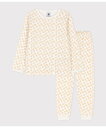 PETIT BATEAU（プチバトー）チュビック長袖パジャマこれからのシーズンにぴったりな色合いのフラワープリントをあしらった長袖パジャマです。やわらかなチュビック素材は着心地抜群で快適な睡眠に最適な素材です。可愛らしいデザインがギフトにも喜ばれるアイテムです。型番：A080FA-02-040 JH0031【採寸】サイズ上　着丈上　身幅袖丈下　着丈下　ウエスト2才 86cm36cm30cm30cm45cm19cm3才 95cm38.5cm31cm32.5cm50cm19cm4才 104cm41cm32cm35cm55cm20cm5才 110cm43cm33cm37.5cm57.5cm20cm商品のサイズについて【商品詳細】モロッコ素材：コットン100%サイズ：2才 86cm、3才 95cm、4才 104cm、5才 110cm※画面上と実物では多少色具合が異なって見える場合もございます。ご了承ください。商品のカラーについて 【予約商品について】 ※「先行予約販売中」「予約販売中」をご注文の際は予約商品についてをご確認ください。■重要なお知らせ※ 当店では、ギフト配送サービス及びラッピングサービスを行っておりません。ご注文者様とお届け先が違う場合でも、タグ（値札）付「納品書 兼 返品連絡票」同梱の状態でお送り致しますのでご了承ください。 ラッピング・ギフト配送について※ 2点以上ご購入の場合、全ての商品が揃い次第一括でのお届けとなります。お届け予定日の異なる商品をお買い上げの場合はご注意下さい。お急ぎの商品がございましたら分けてご購入いただきますようお願い致します。発送について ※ 買い物カートに入れるだけでは在庫確保されませんのでお早めに購入手続きをしてください。当店では在庫を複数サイトで共有しているため、同時にご注文があった場合、売切れとなってしまう事がございます。お手数ですが、ご注文後に当店からお送りする「ご注文内容の確認メール」をご確認ください。ご注文の確定について ※ Rakuten Fashionの商品ページに記載しているメーカー希望小売価格は、楽天市場「商品価格ナビ」に登録されている価格に準じています。 商品の価格についてPETIT BATEAUPETIT BATEAUのパジャマインナー・ルームウェアご注文・お届けについて発送ガイドラッピンググッズ3,980円以上送料無料ご利用ガイド