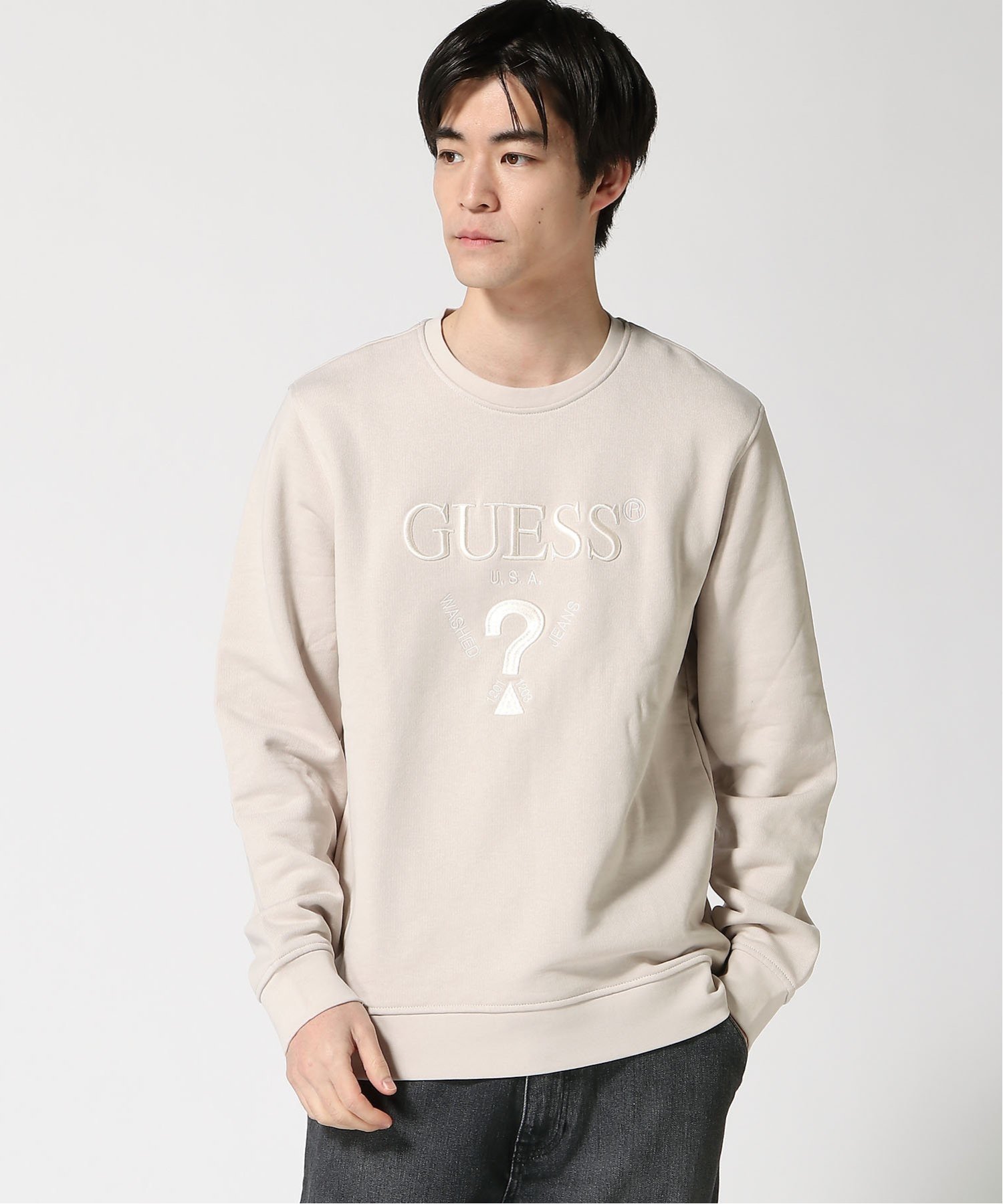 【SALE/30%OFF】GUESS GUESS スウェット(M)ECO Beau Crewneck Sweatshirt ゲス トップス スウェット・トレーナー ブラック ベージュ【送料無料】
