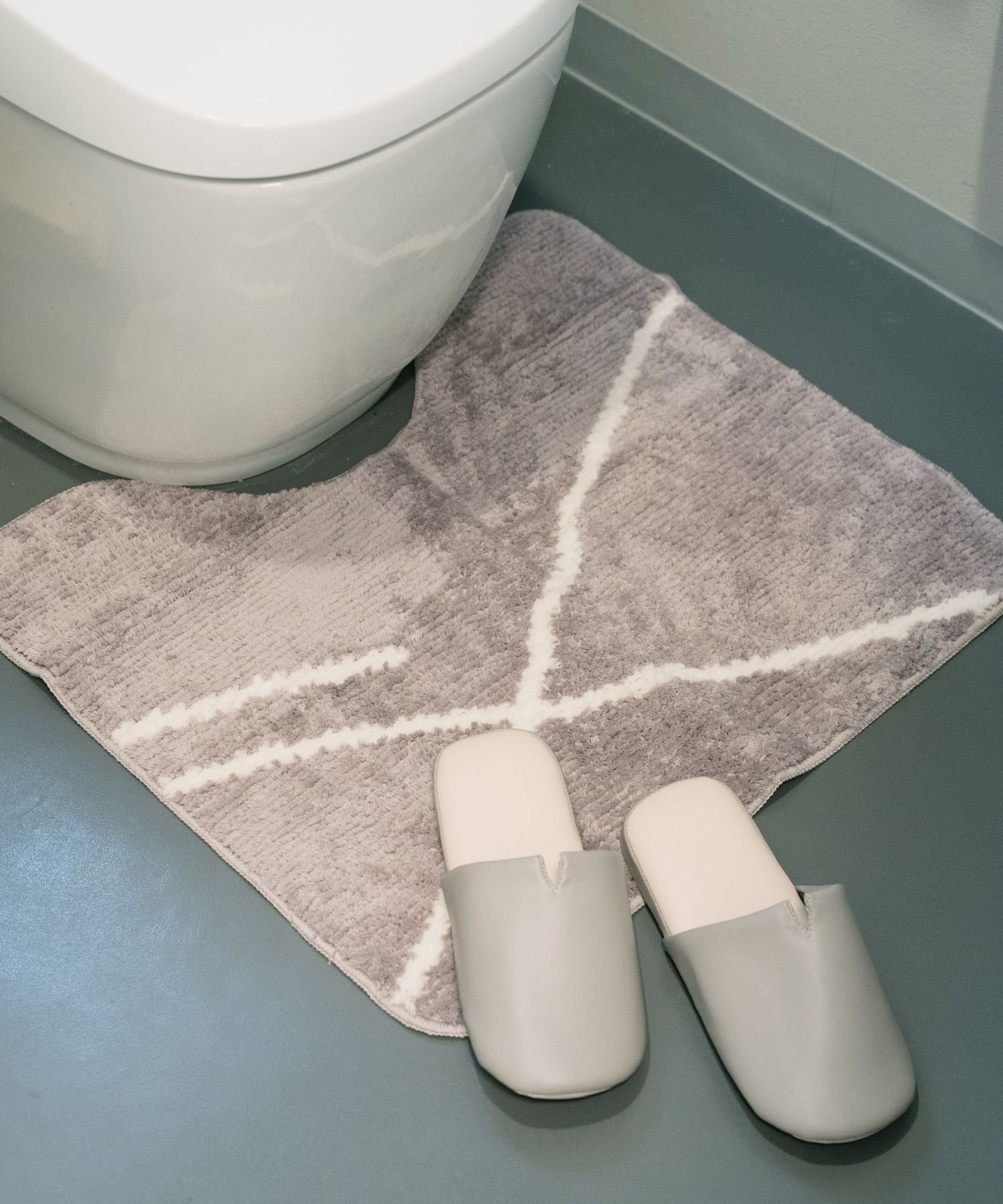 LAKOLE ニュアンストイレマット ラコレ インテリア・生活雑貨 トイレ用品・バス用品 グレー