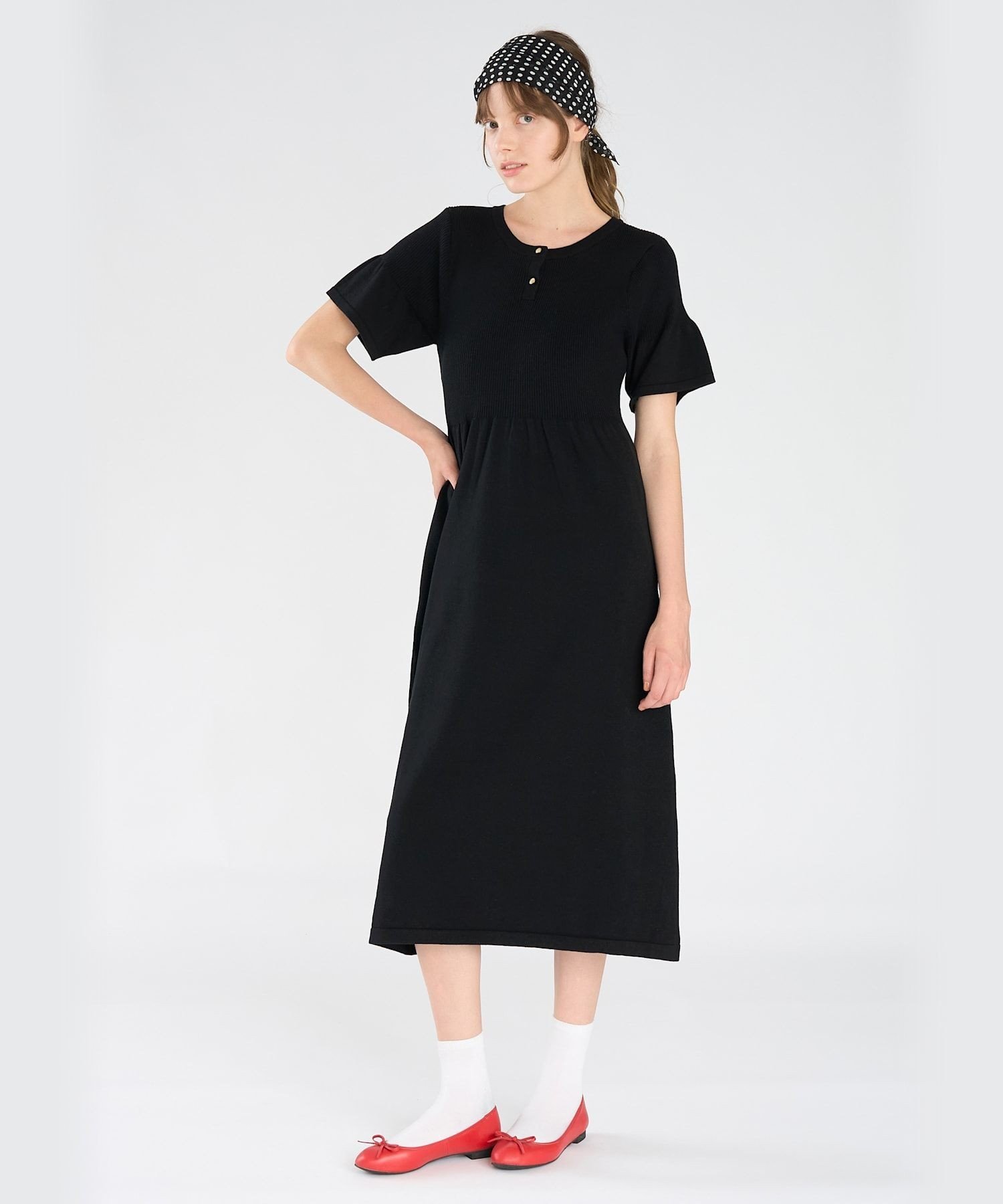 To b. by agnes b. フレアスリーブ 半袖 ニットワンピース アニエスベー ワンピース・ドレス ワンピース ブラック【送料無料】