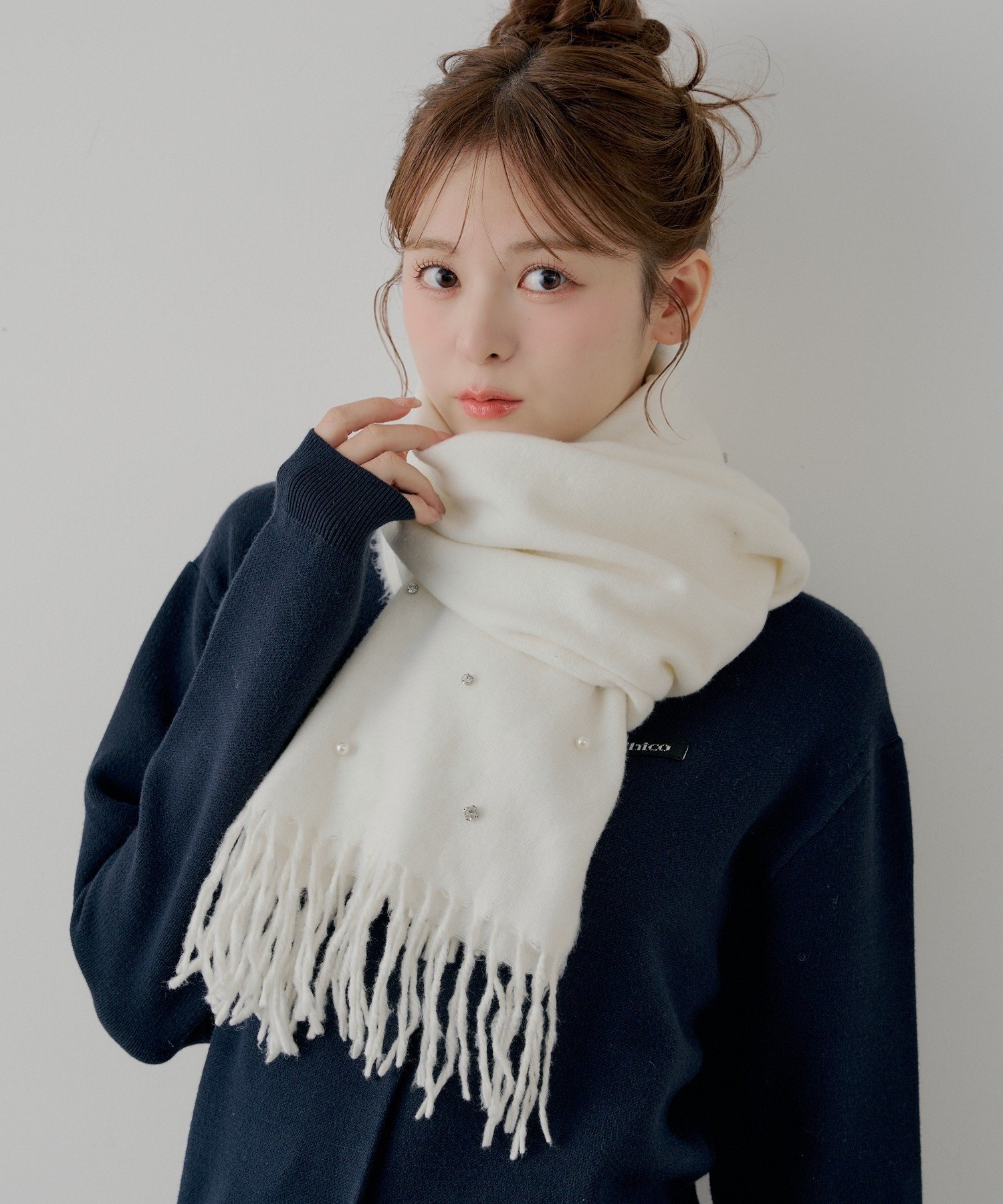 【SALE／49%OFF】PAL GROUP OUTLET 【Chico】ビジュー付きストール パル グループ アウトレット ファッション雑貨 マフラー・ストール・ネックウォーマー ブラック ホワイト