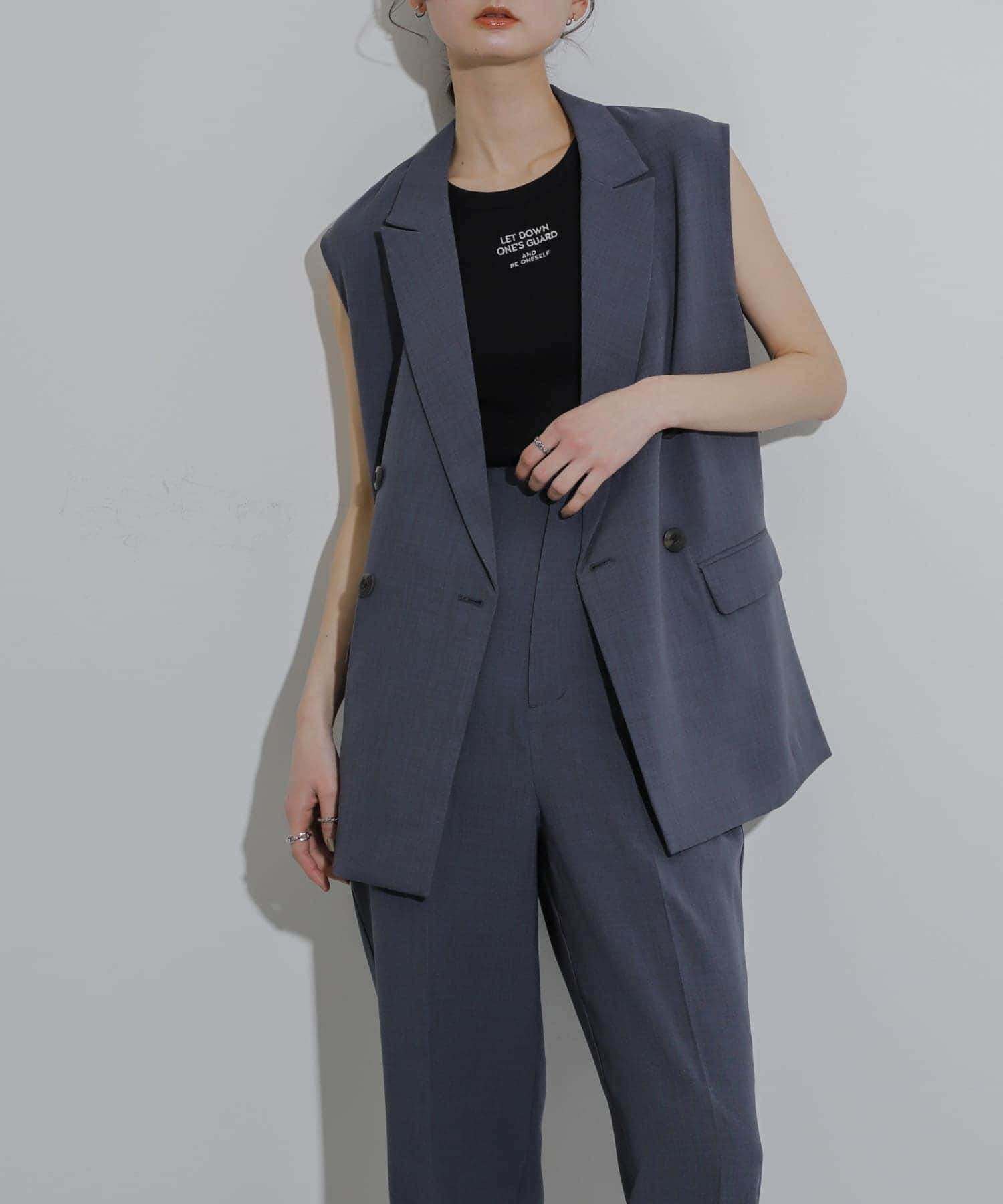 【SALE／27%OFF】SENSE OF PLACE 『一部WEB限定カラー』『UR TECH DRYLUXE』リネンライクバックデザインジレ センス オブ プレイス ジャケット・アウター その他のジャケット・アウター ネイビー ブラウン グレー ブラック【送料無料】のサムネイル