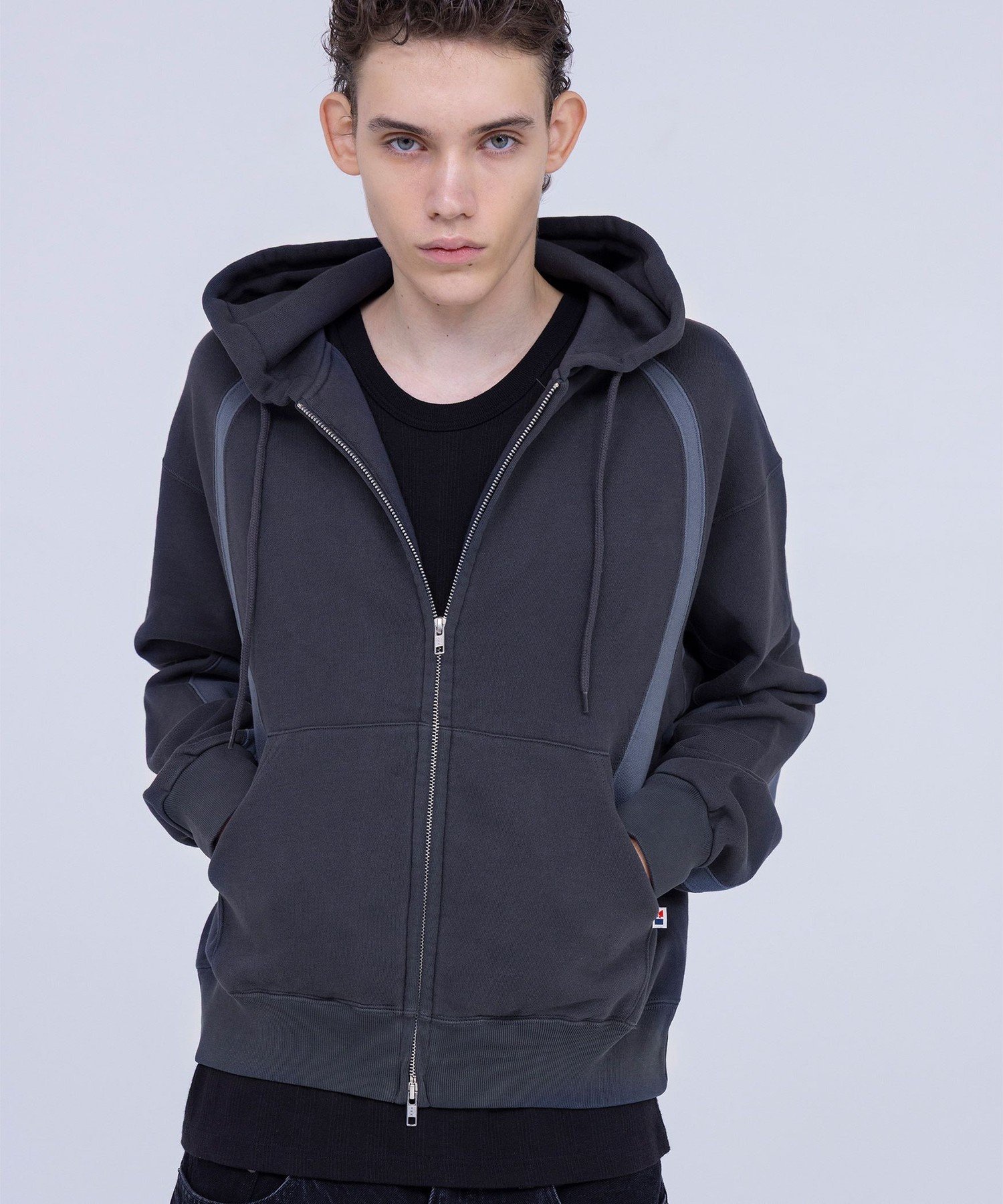 monkey time BEAUTY&YOUTH UNITED ARROWS ＜Russell Athletic * NVRFRGT * monkey time＞パネル ジップ フーディー ビューティー＆ユース　ユナイテッドアローズ トップス パーカー・フーディー ブラウン ブラック【送料無料】