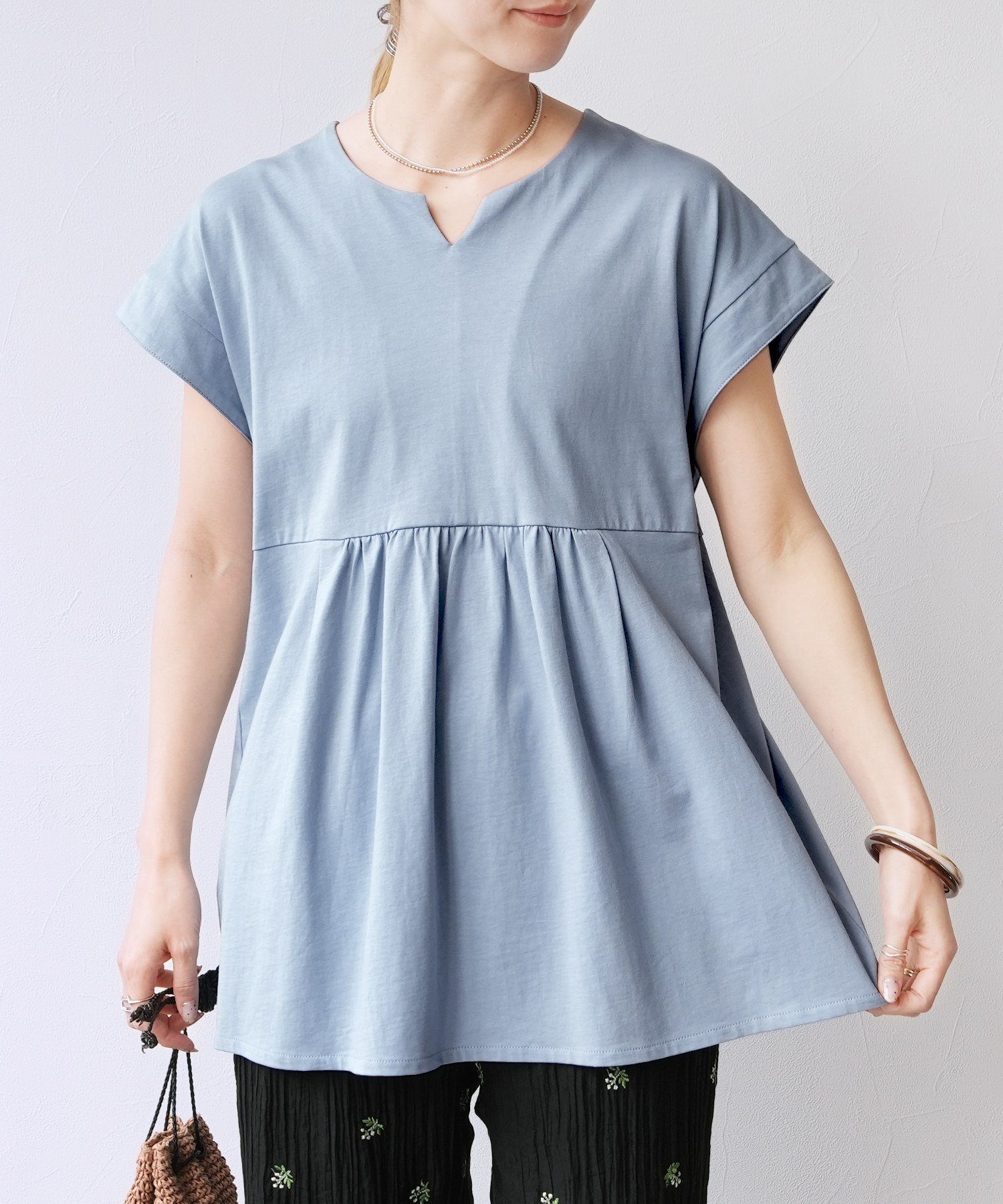 reca フレンチスリーブキーネックTシャツ(bel-bl-26018) reca レカ レカ トップス カットソー・Tシャツ ブルー ブラック ホワイト