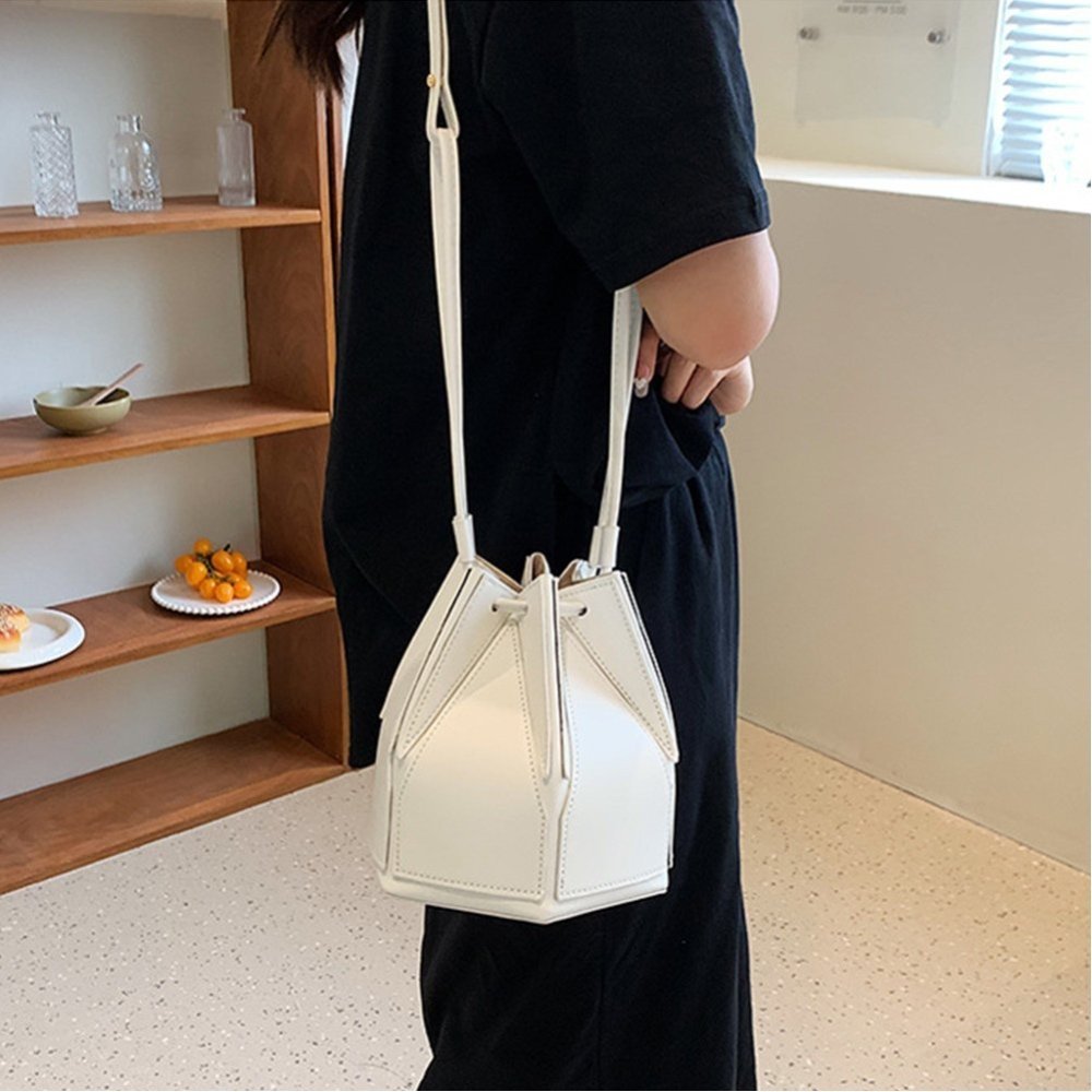 【SALE／30%OFF】Aimoon ショルダーバッグ レディース 巾着バック ミニミニストア ...