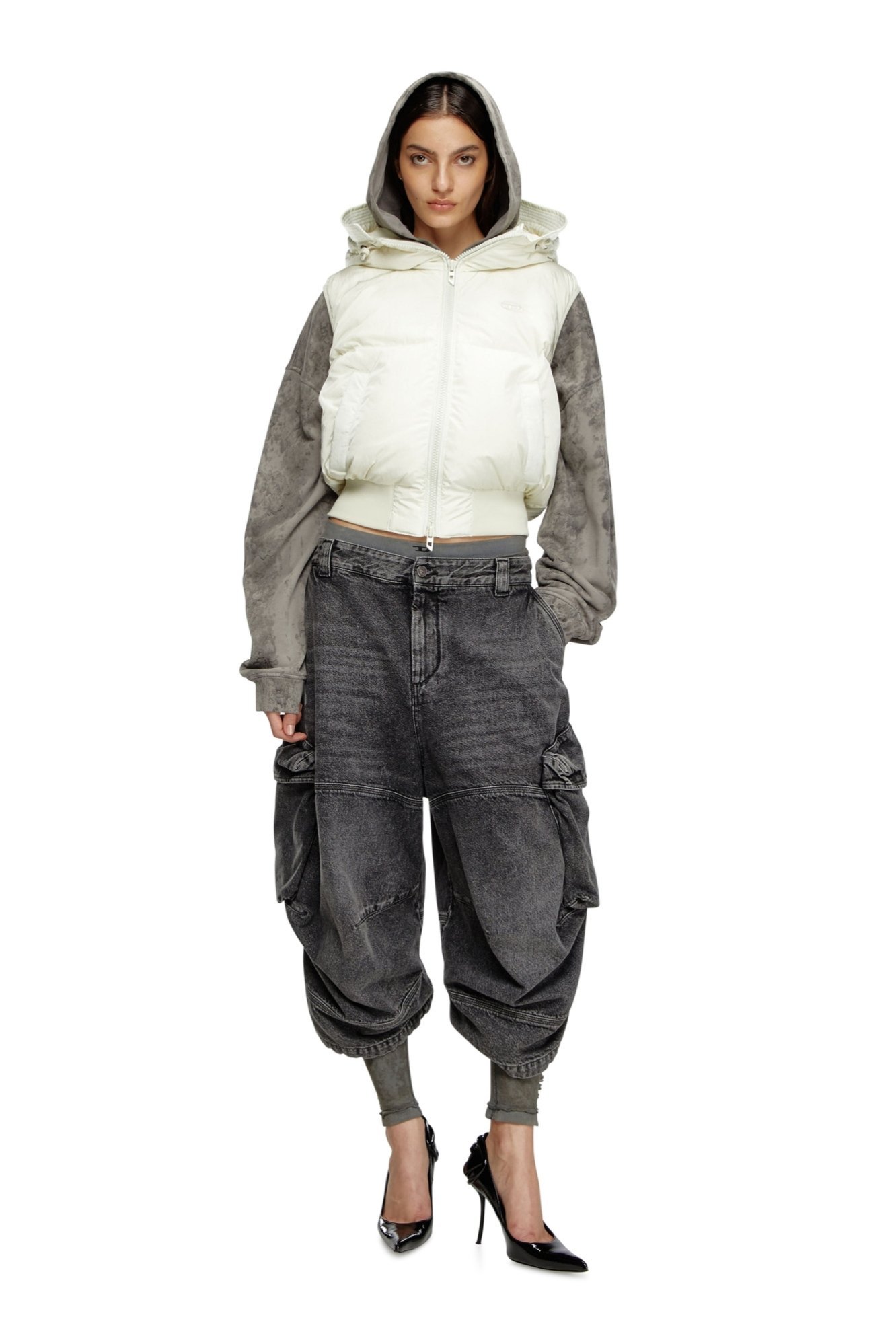 DIESEL レディース ダウンジャケット ダウンベスト ディーゼル ジャケット・アウタ...