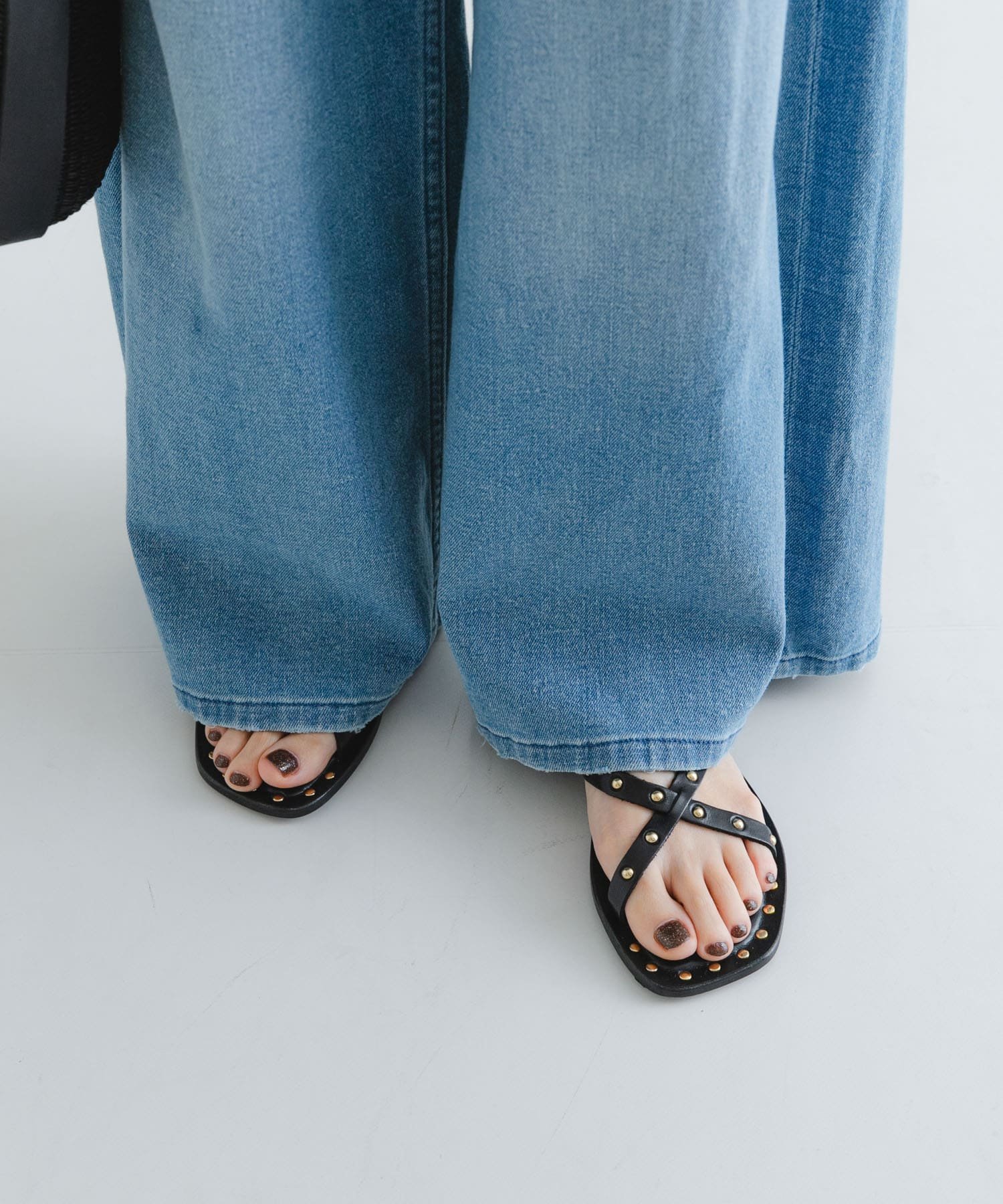 【SALE／55%OFF】URBAN RESEARCH CORSO ROMA, 9 STUDS SANDAL アーバンリサーチ シューズ・靴 サンダル ブラック【送料無料】