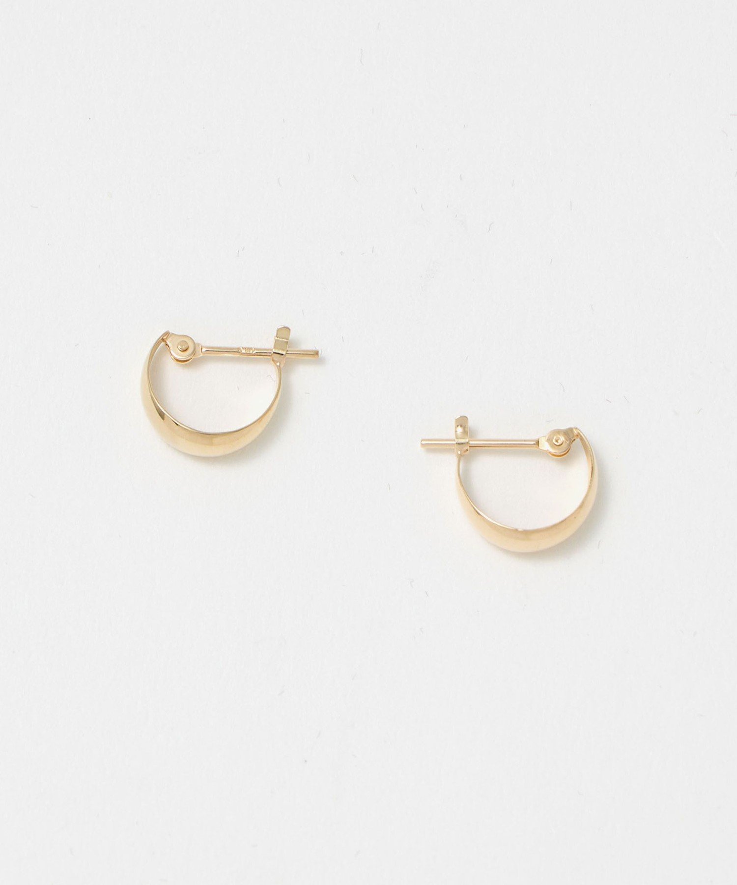 BEAUTY&YOUTH UNITED ARROWS K10 パイプ フープピアス ビューティー&ユース ユナイテッドアローズ アクセサリー・腕時計 ピアス ゴ...
