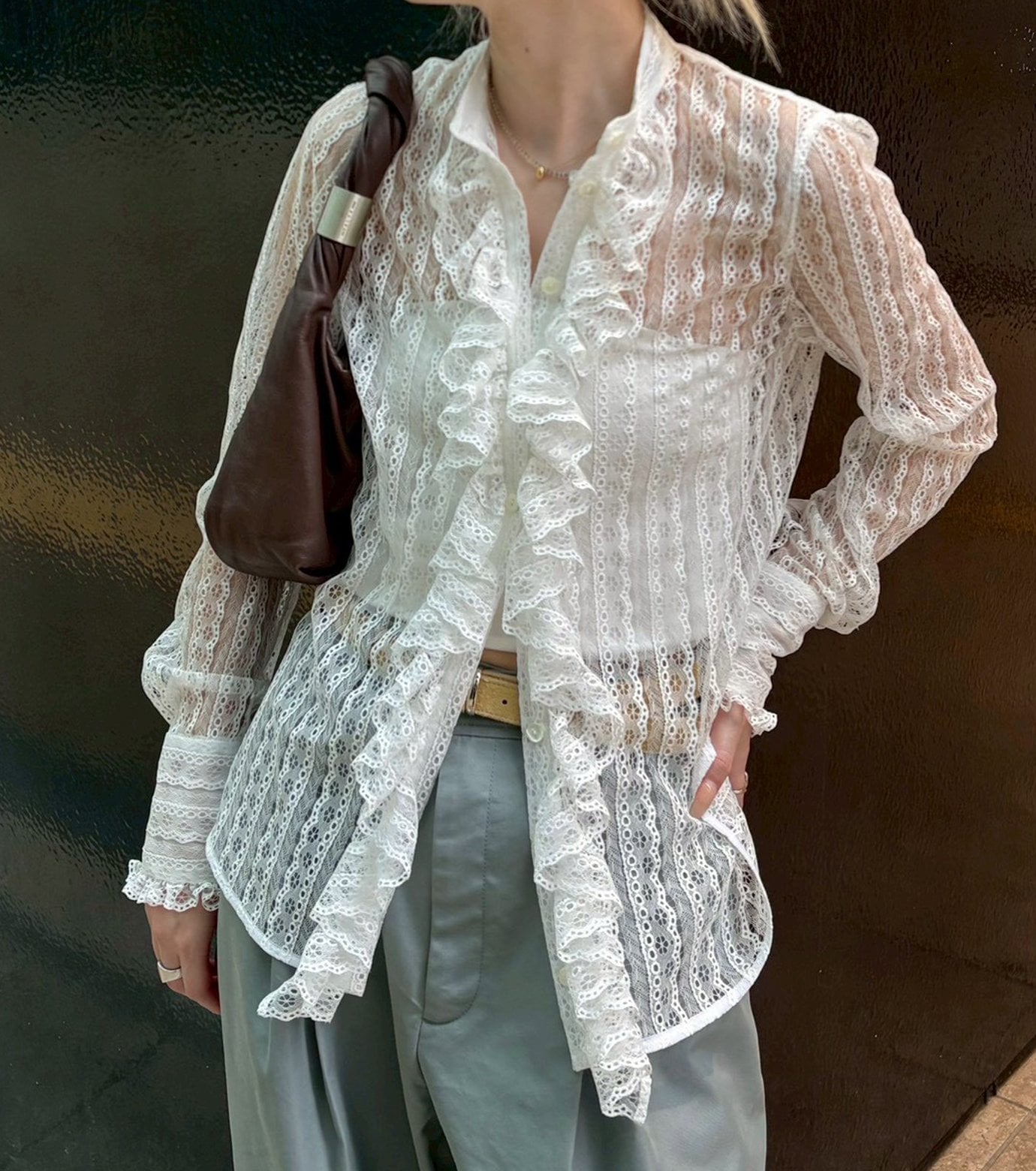 LE CIEL BLEU レースラッフルディテールブラウス / Lace Ruffle Detail Blouse ルシェルブルー トップス シャツ・ブラウス ブラック ホワイト
