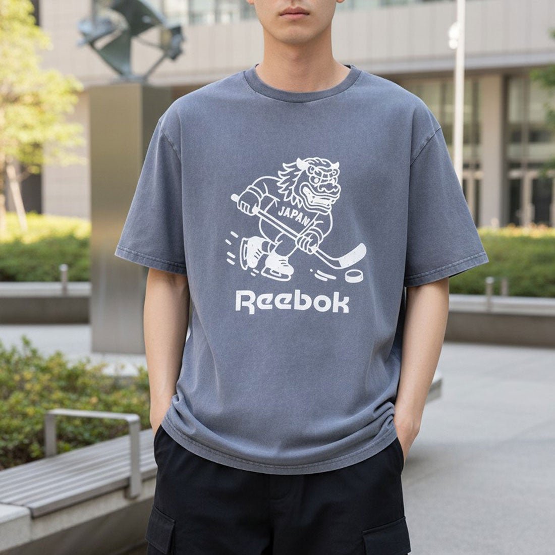 SHISHIMAI ヴィンテージ Tシャツ【日本限定モデル】 リーボック トップス カットソー・Tシャツ グリーン グレー ネイビー ブラック