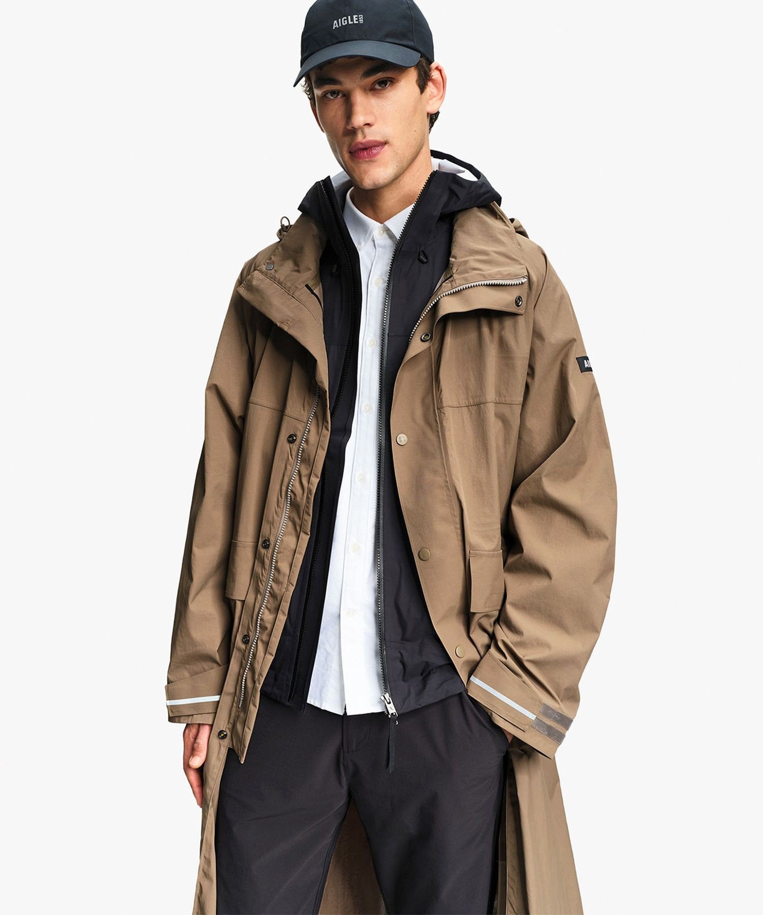 AIGLE 透湿防水 リフレクティブ サイクリング ロングレインコート エーグル ジャケット・アウター トレンチコート ベージュ ブラック【送料無料】